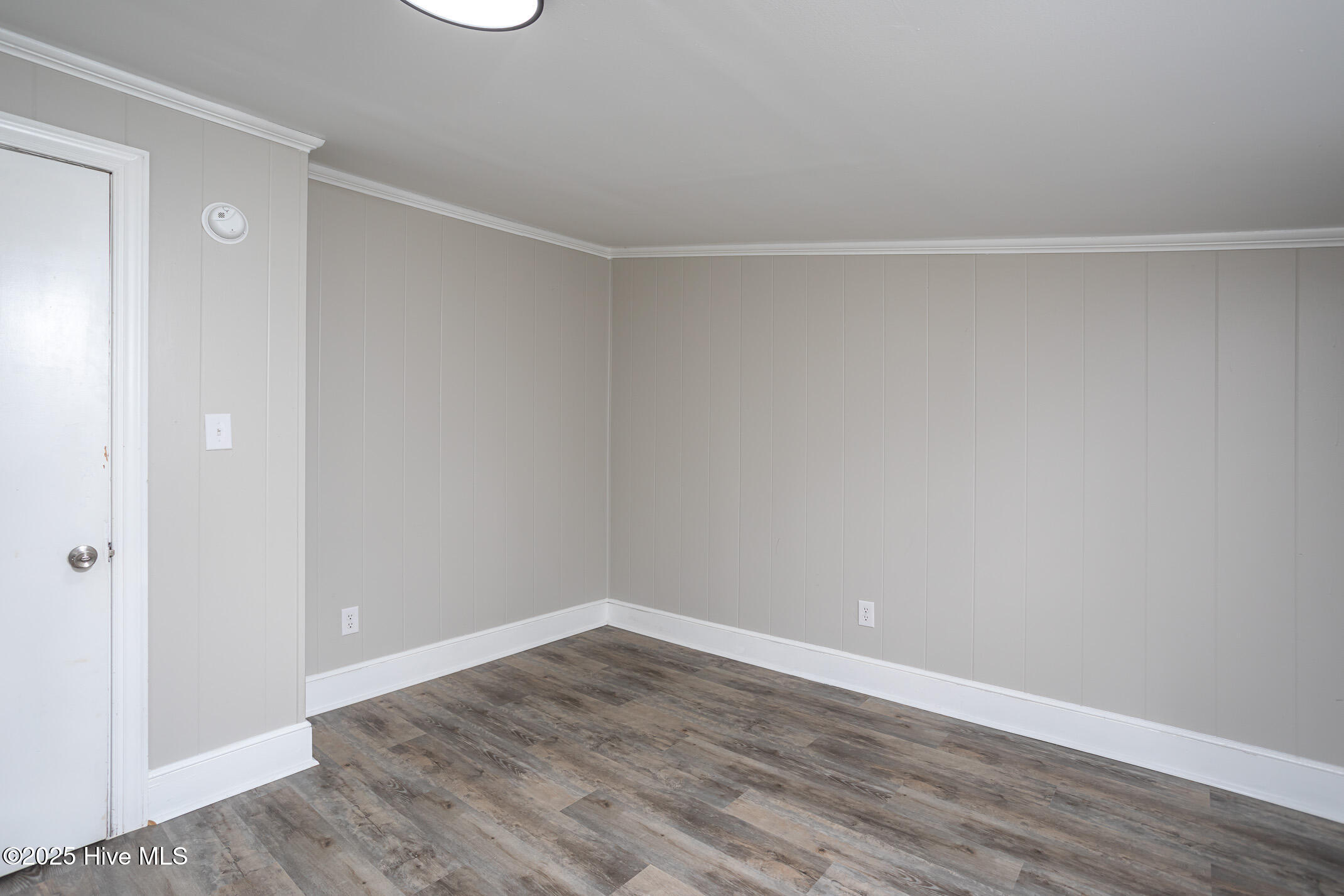 925 Redgate Avenue Property Photo 21