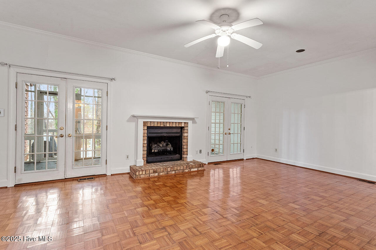 1311 Forest Hills Road E-3 Property Photo 5