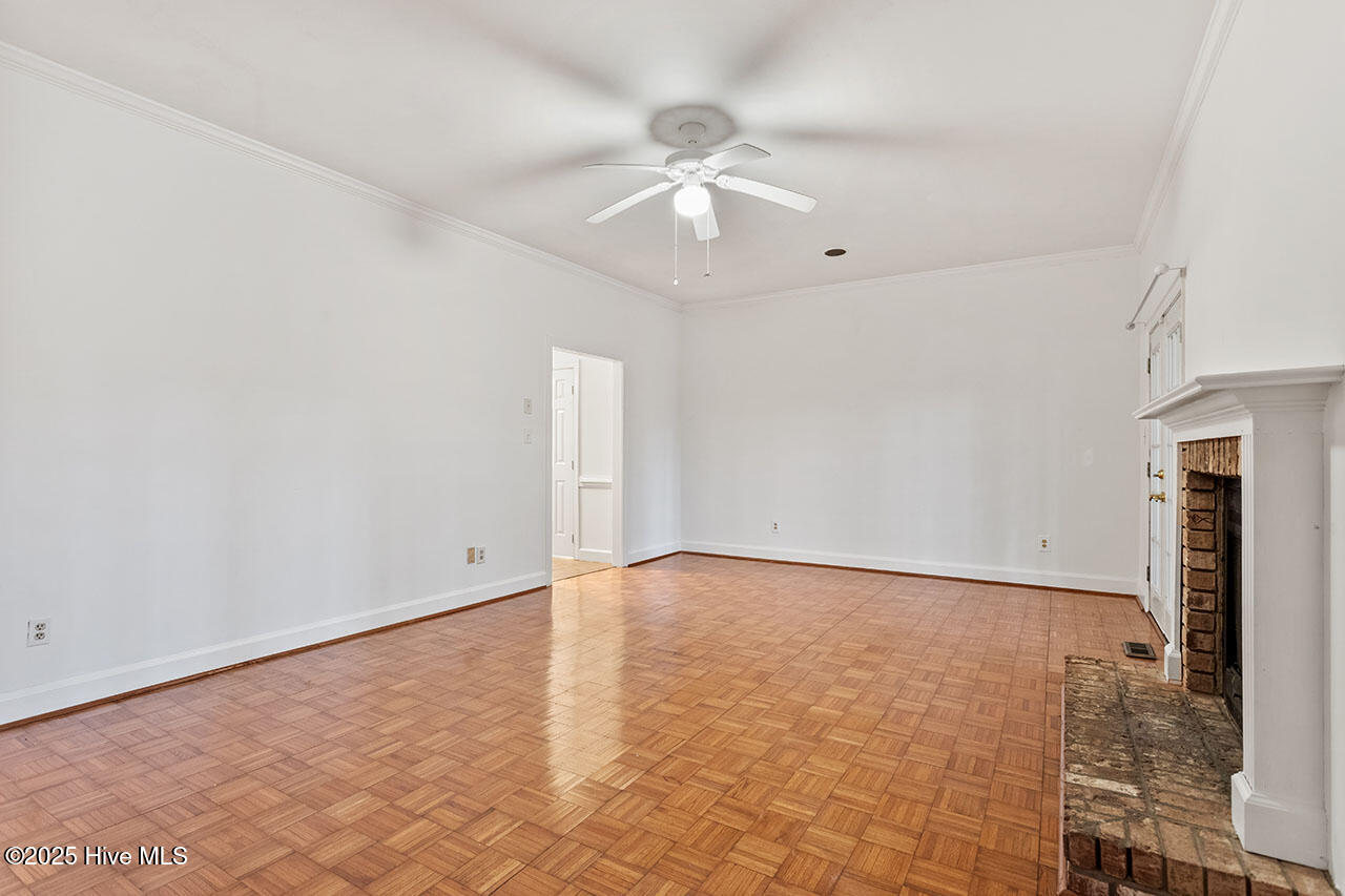 1311 Forest Hills Road E-3 Property Photo 8