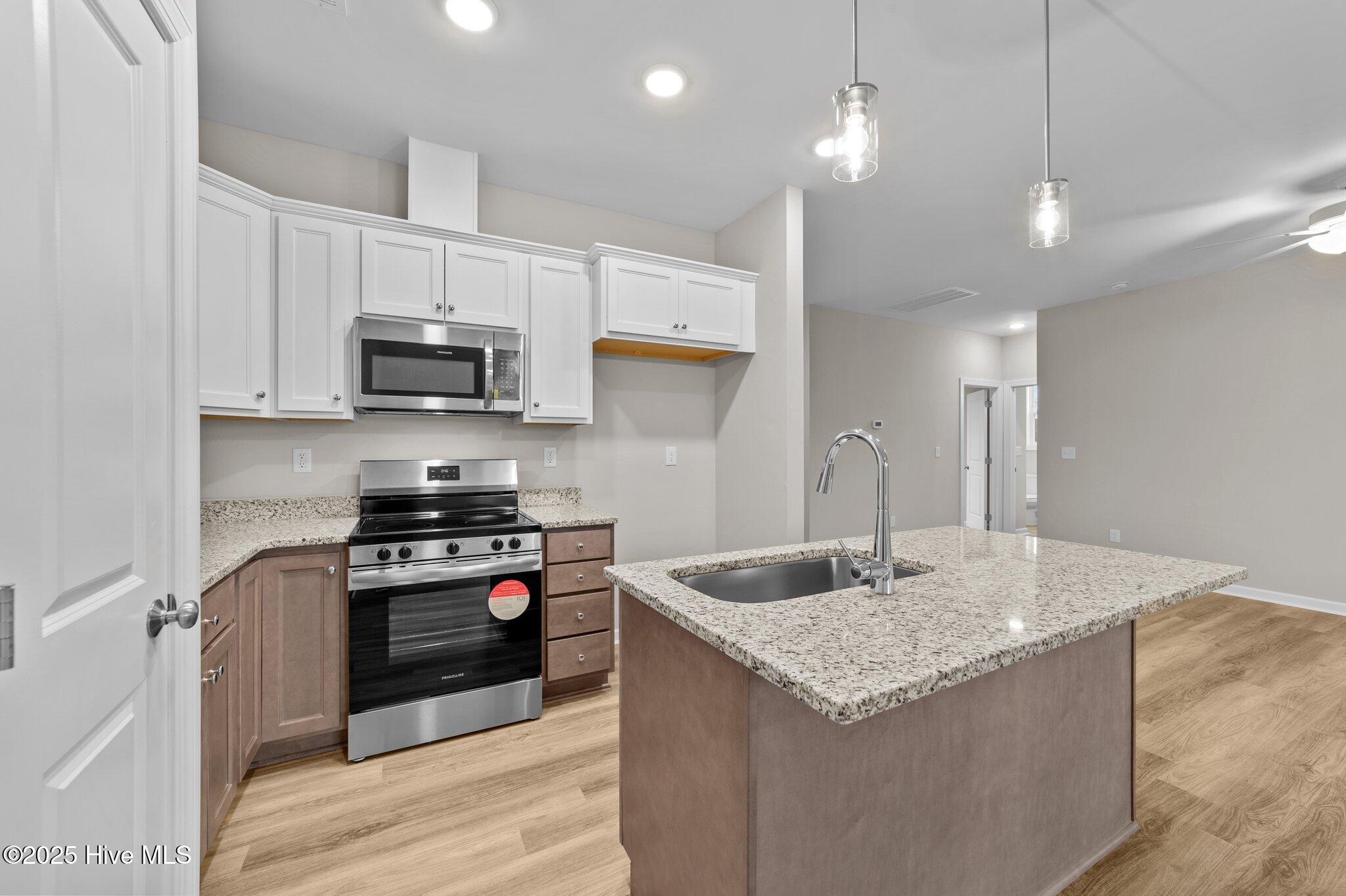 115 Brookhaven Drive Property Photo 6
