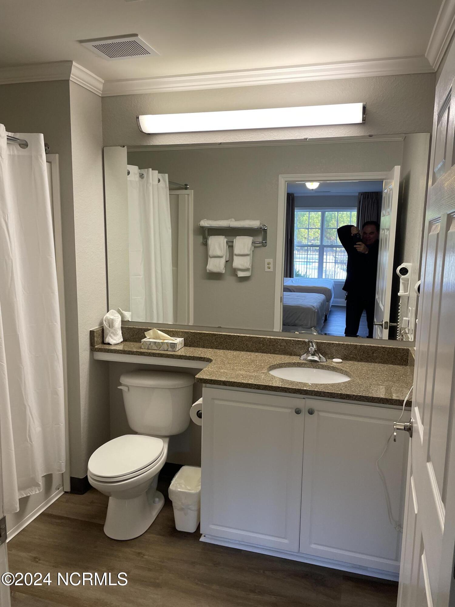 530 Little River Farm Boulevard 202d Property Photo 11