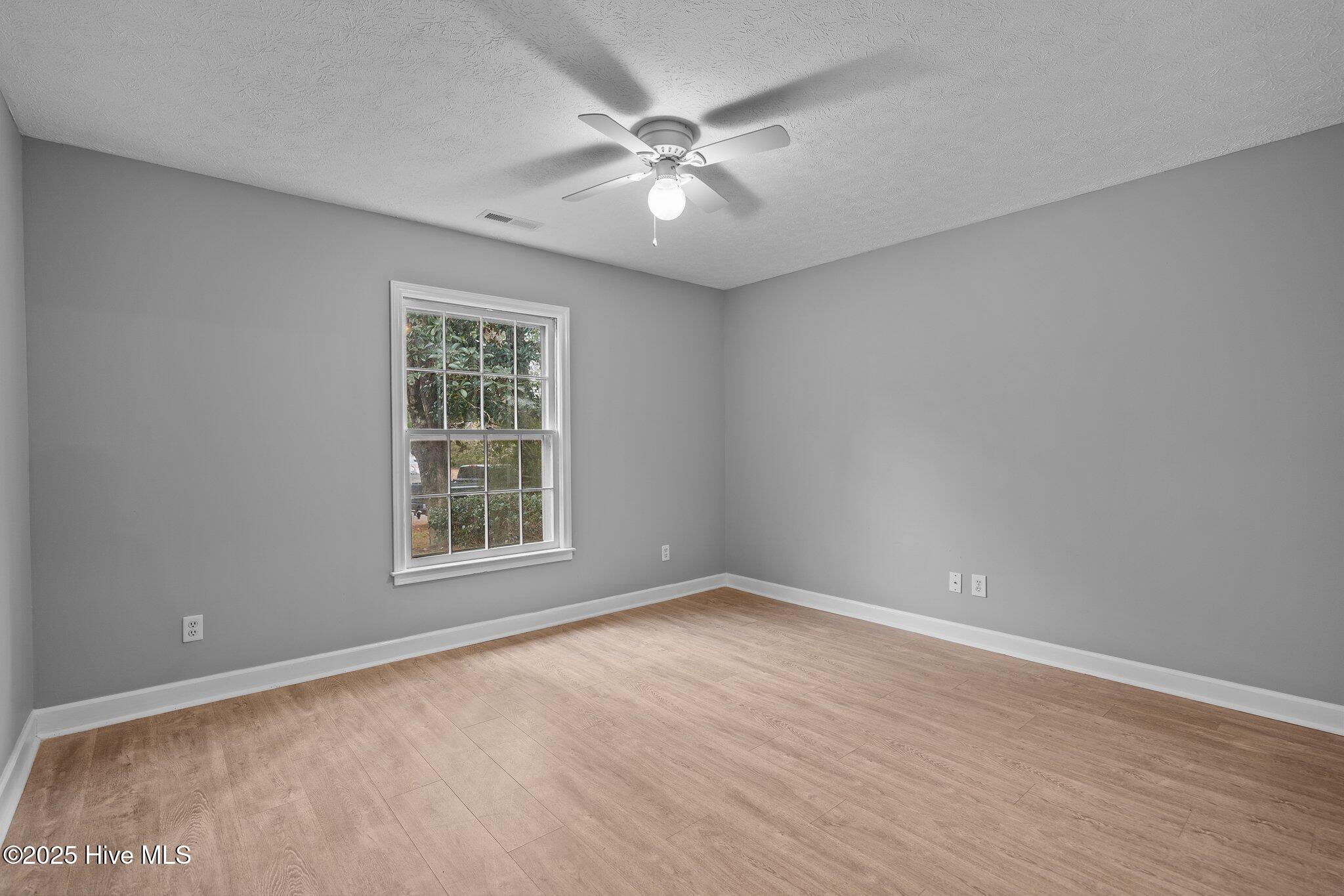 320 Embassy Circle Property Photo 30