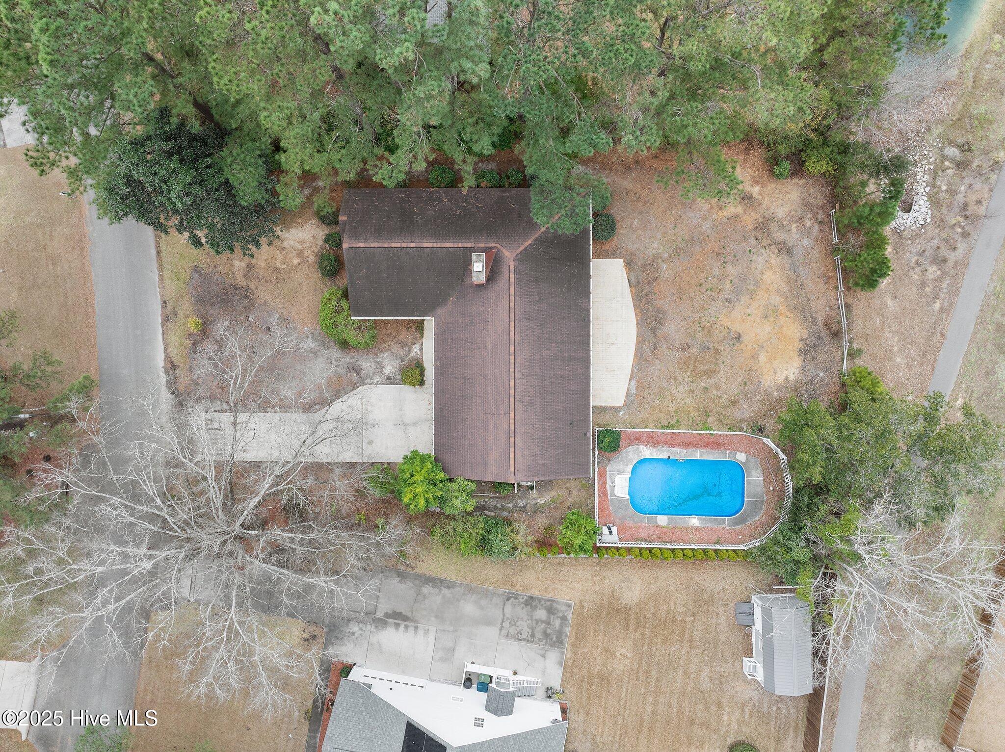 320 Embassy Circle Property Photo 49