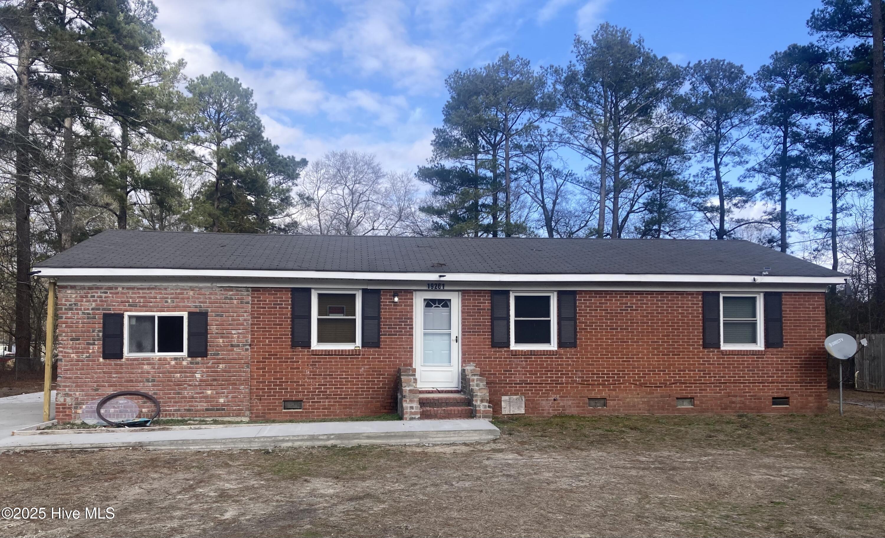 19261 Salley Mcnair Road Property Photo