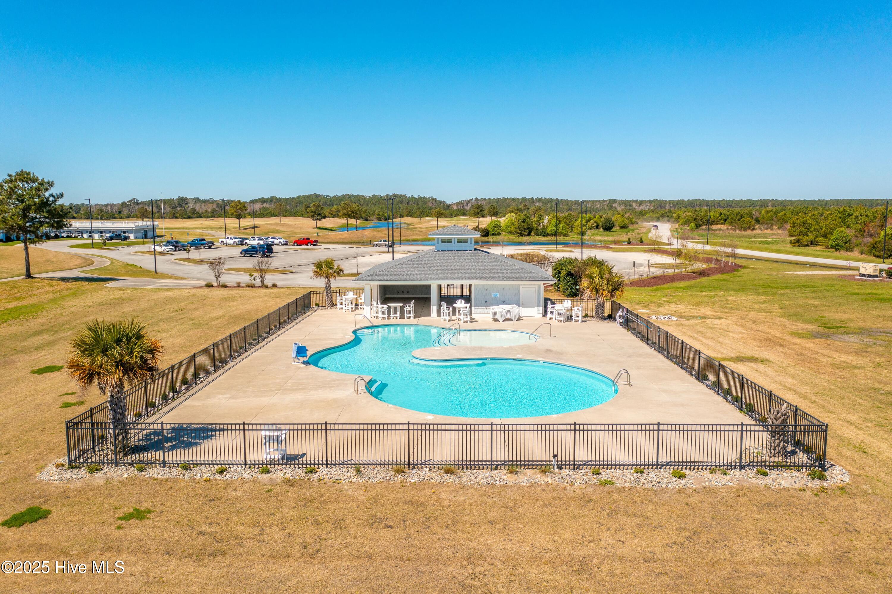 102 N River Club Drive Property Photo 17