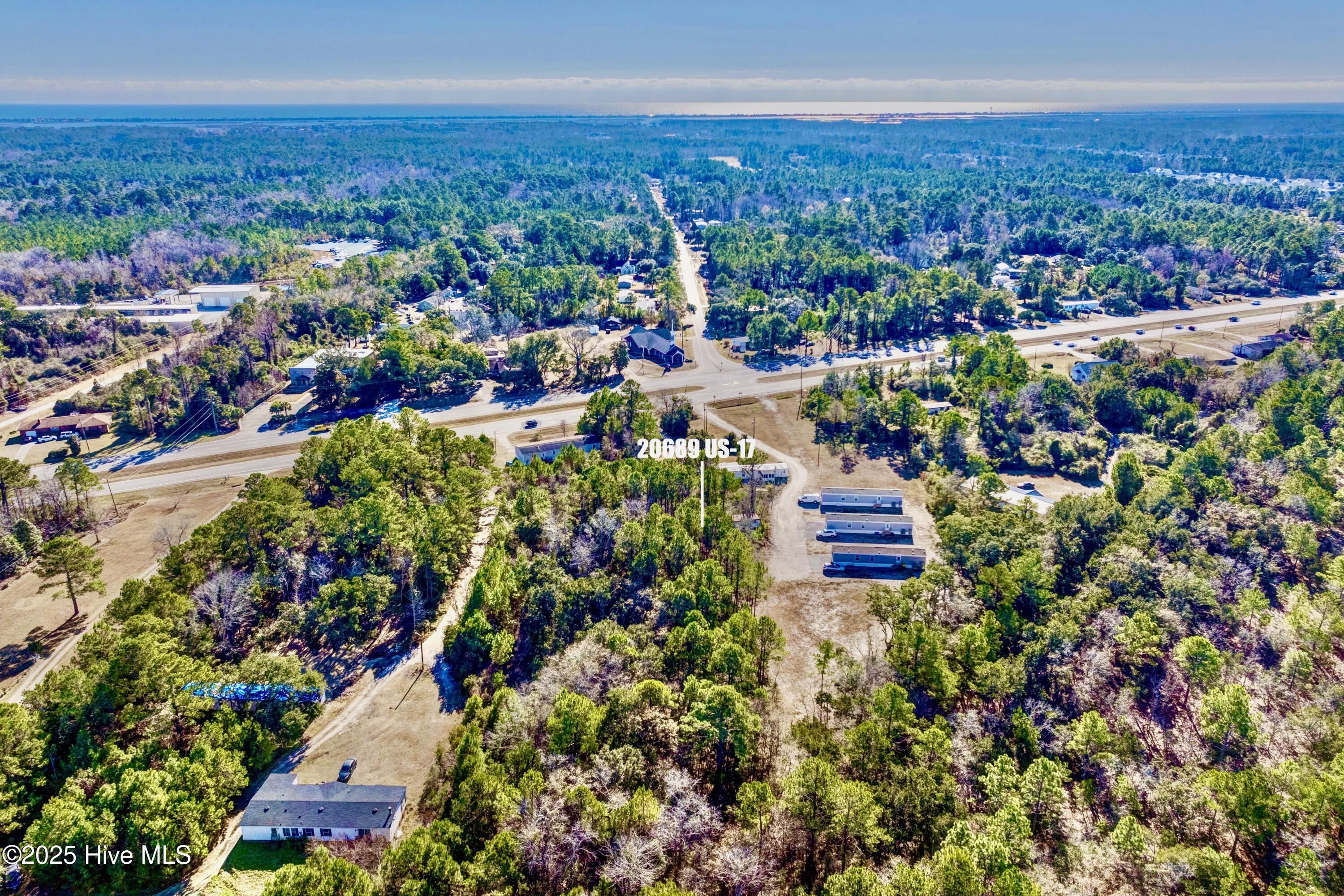 20689 Us Highway 17 Property Photo 2