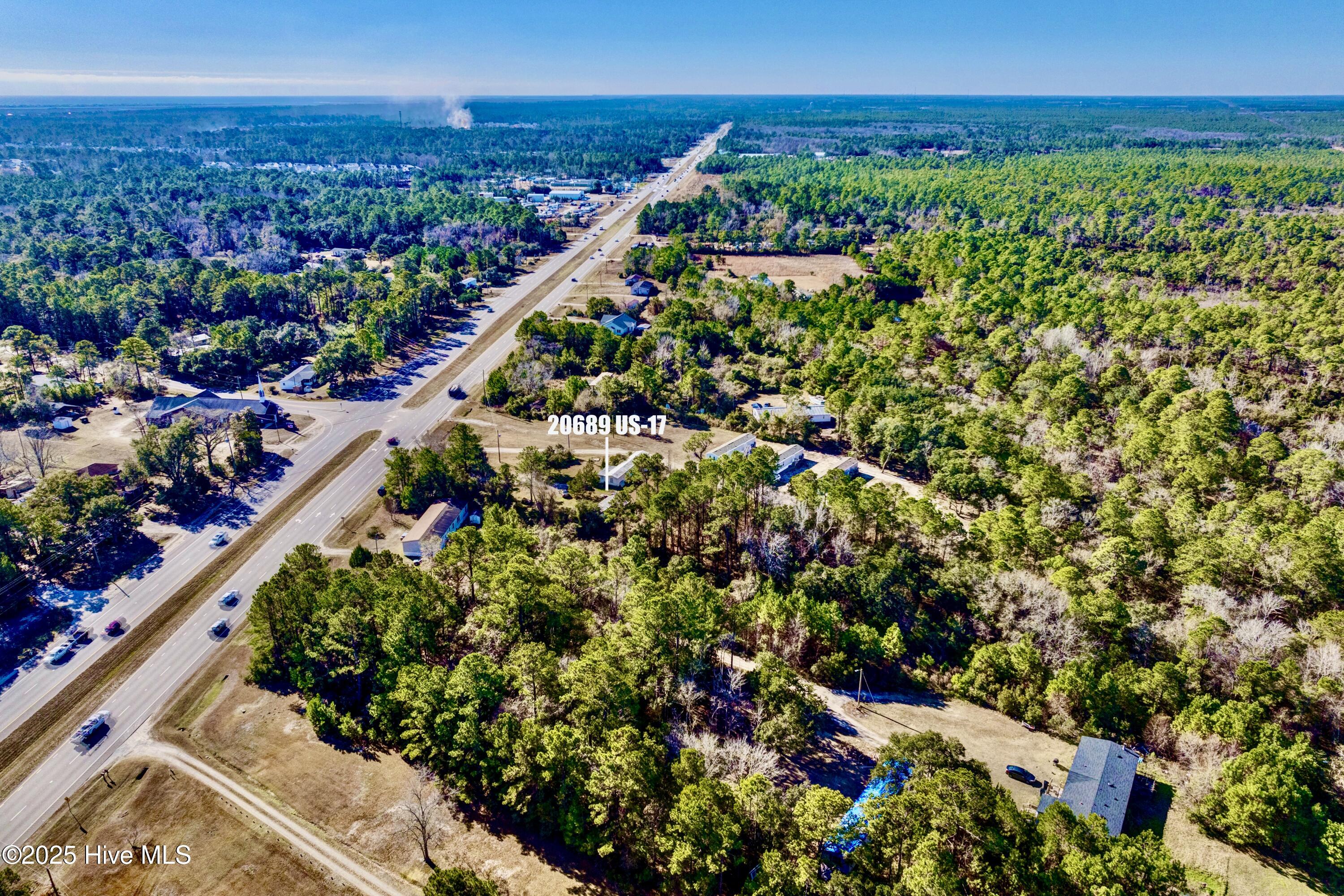 20689 Us Highway 17 Property Photo 6