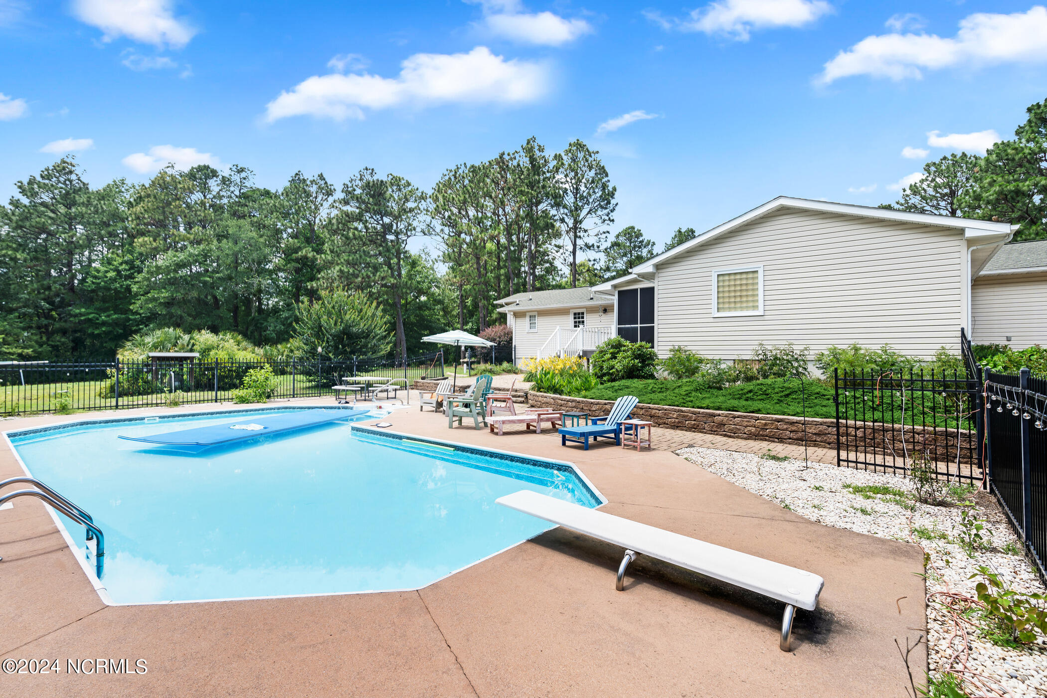 175 Carroll Street Property Photo 43