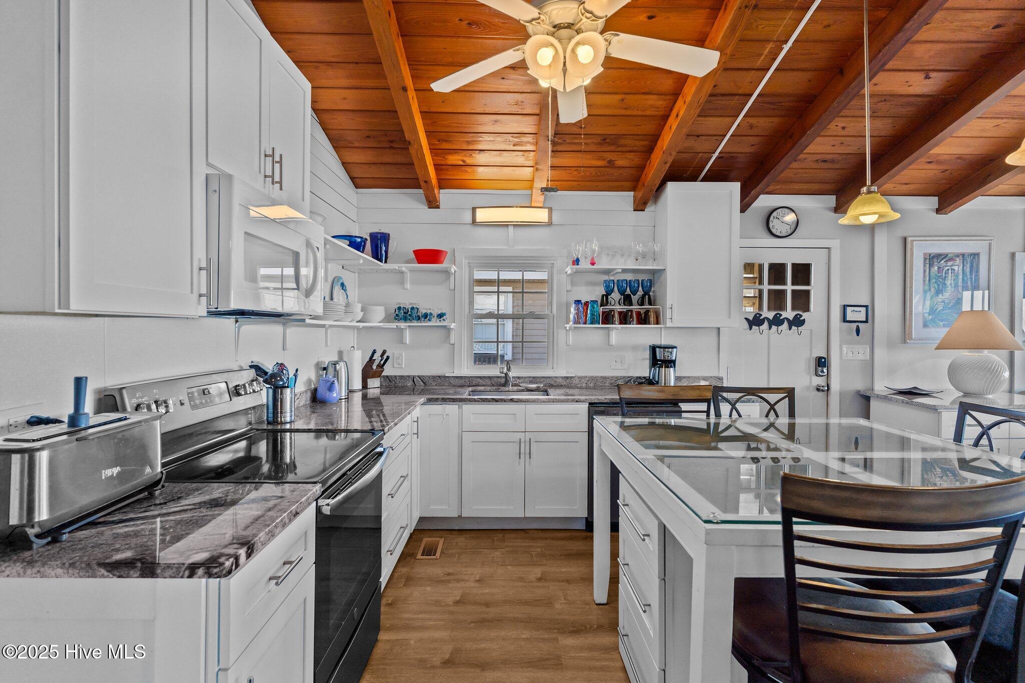 5113 W Beach Drive Property Photo 18
