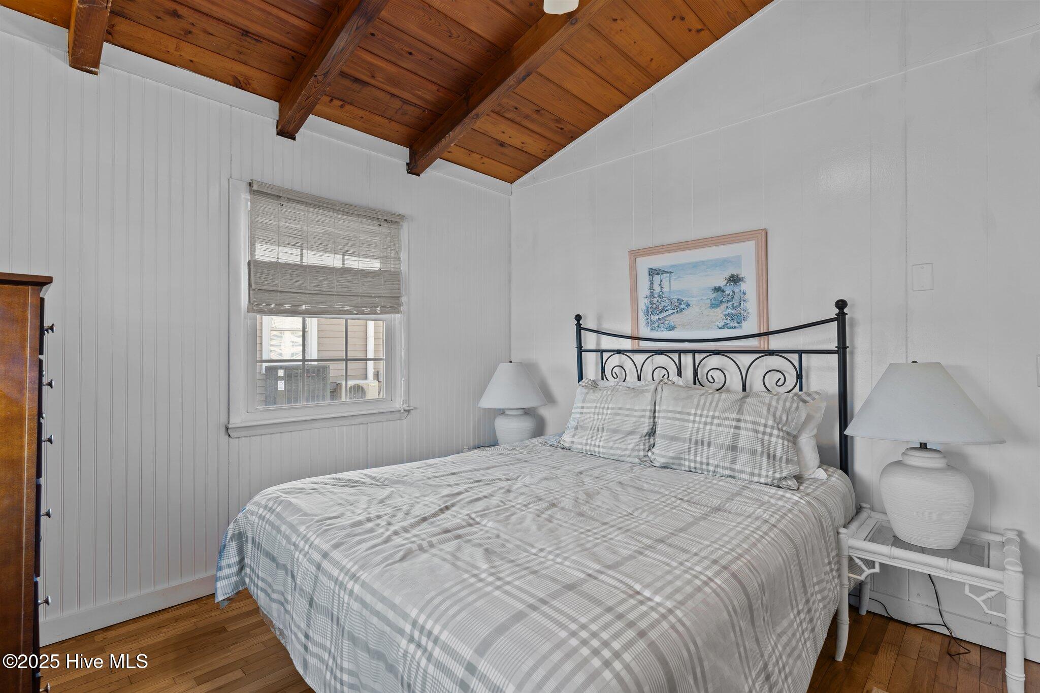 5113 W Beach Drive Property Photo 27