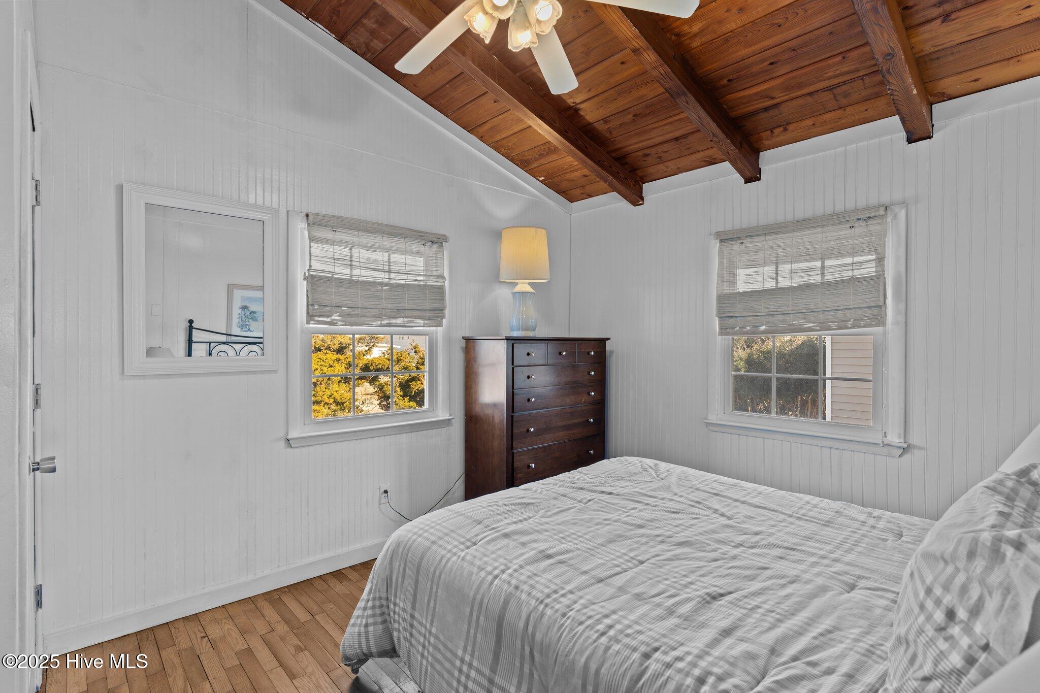 5113 W Beach Drive Property Photo 28