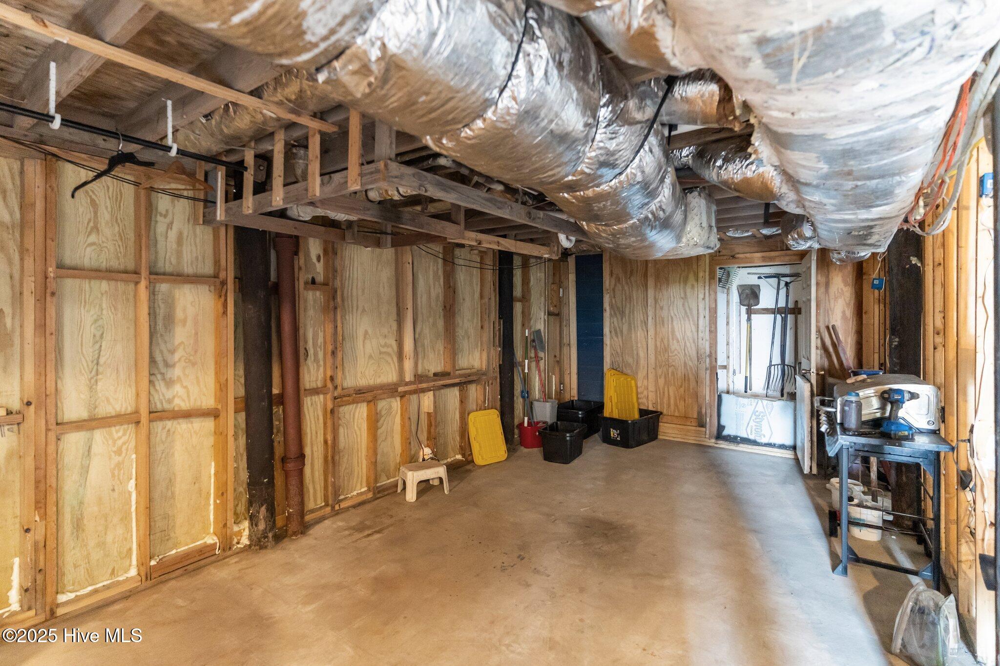 5113 W Beach Drive Property Photo 41
