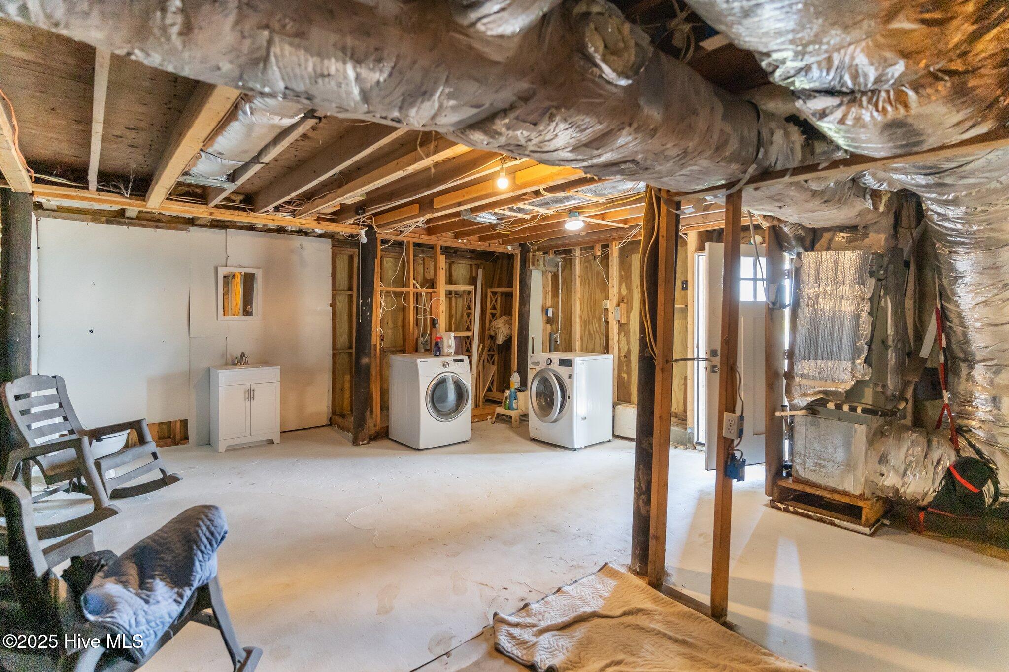 5113 W Beach Drive Property Photo 42