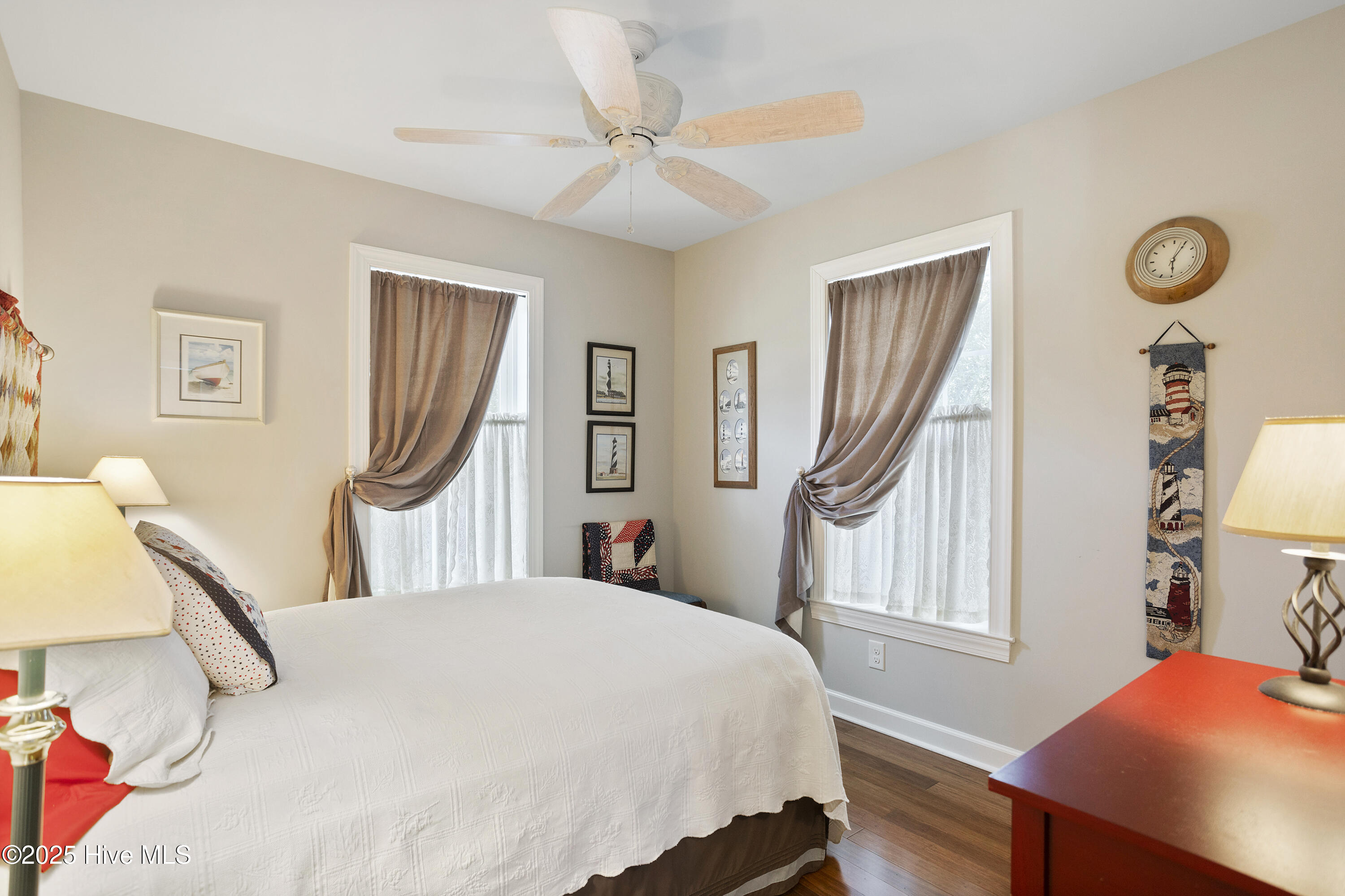 520 Clarendon Avenue Property Photo 15