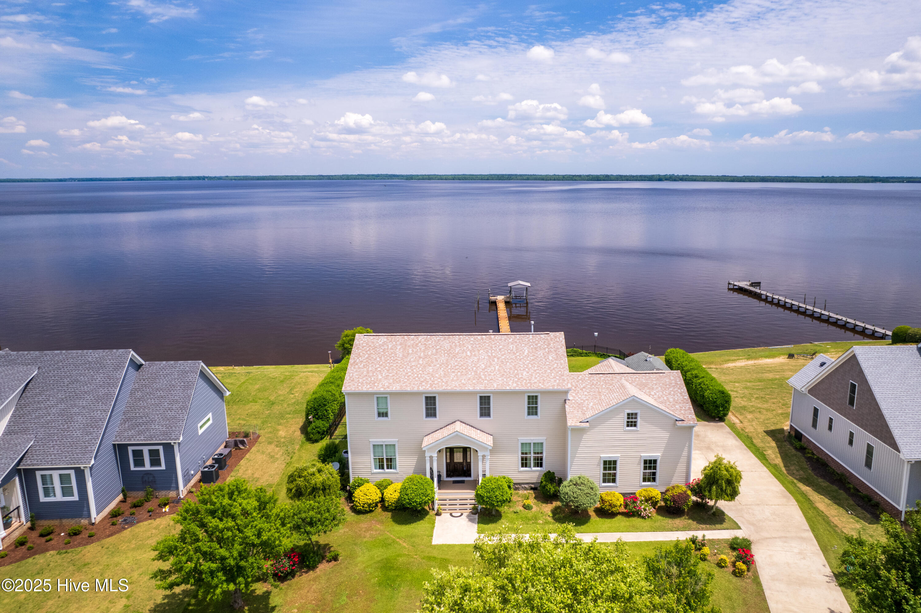 116 N Shore Drive Property Photo 8