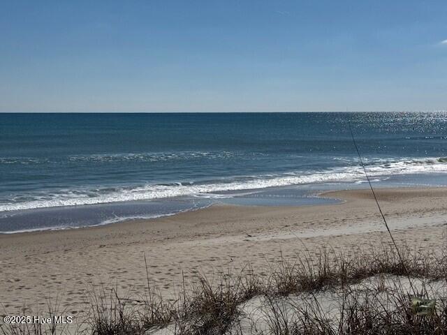 723 N Topsail Drive Property Photo 3