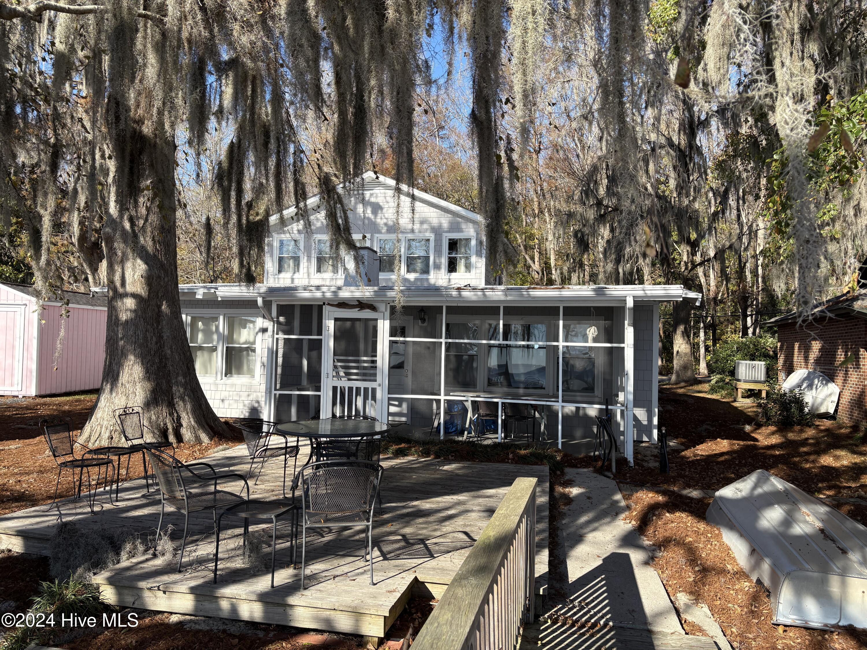 400 Canal Cove Road Property Photo