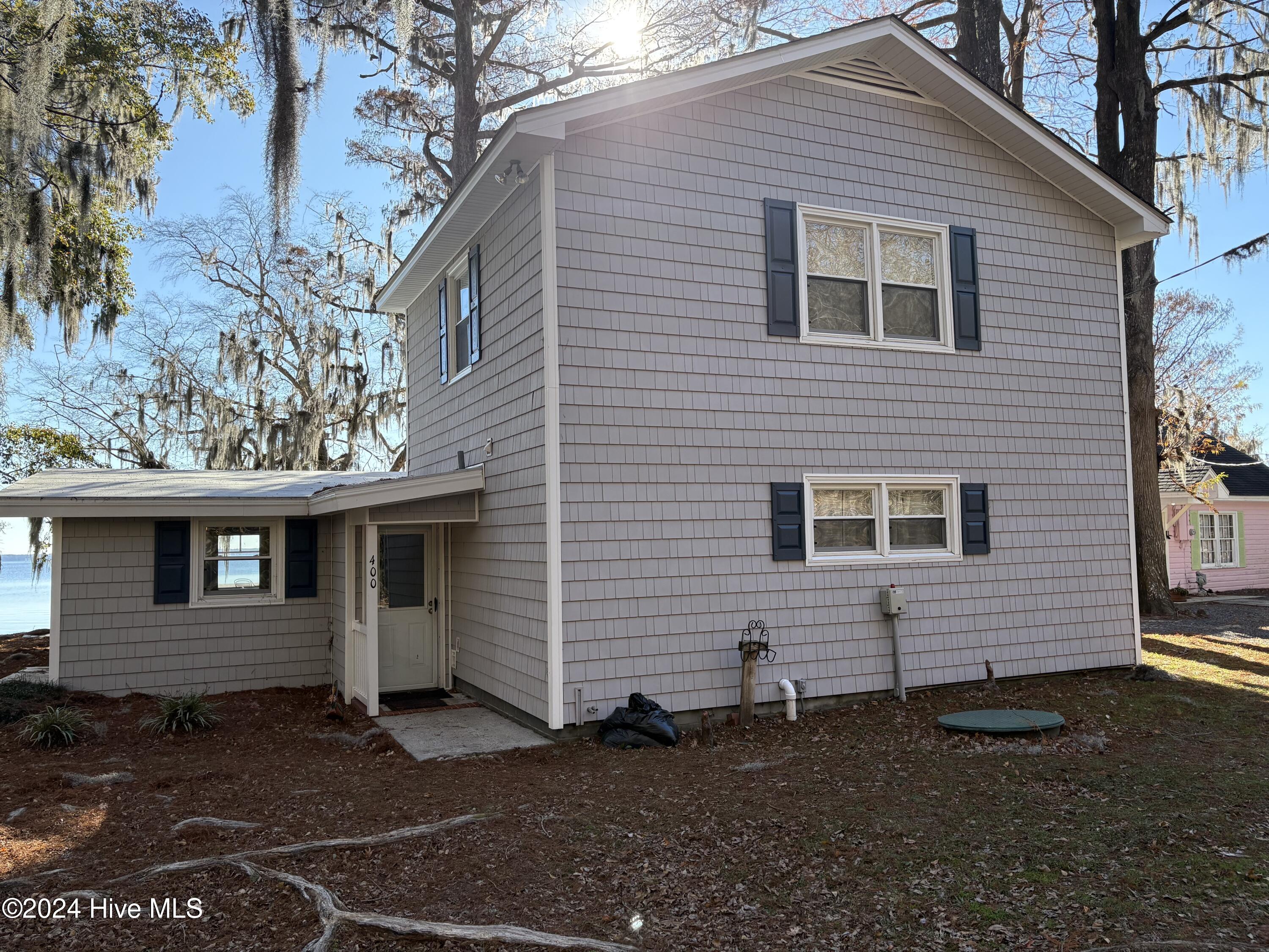 400 Canal Cove Road Property Photo 2