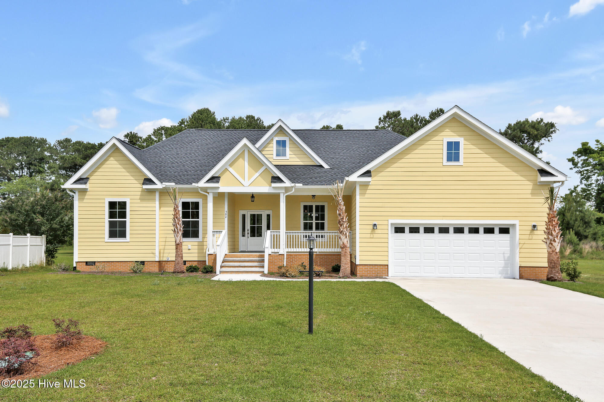 502 Genoes Point Road Property Photo 1
