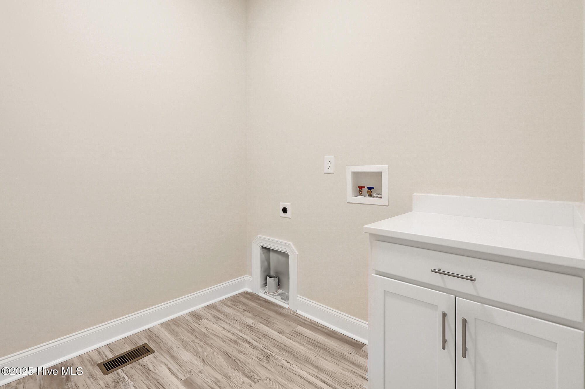 502 Genoes Point Road Property Photo 26