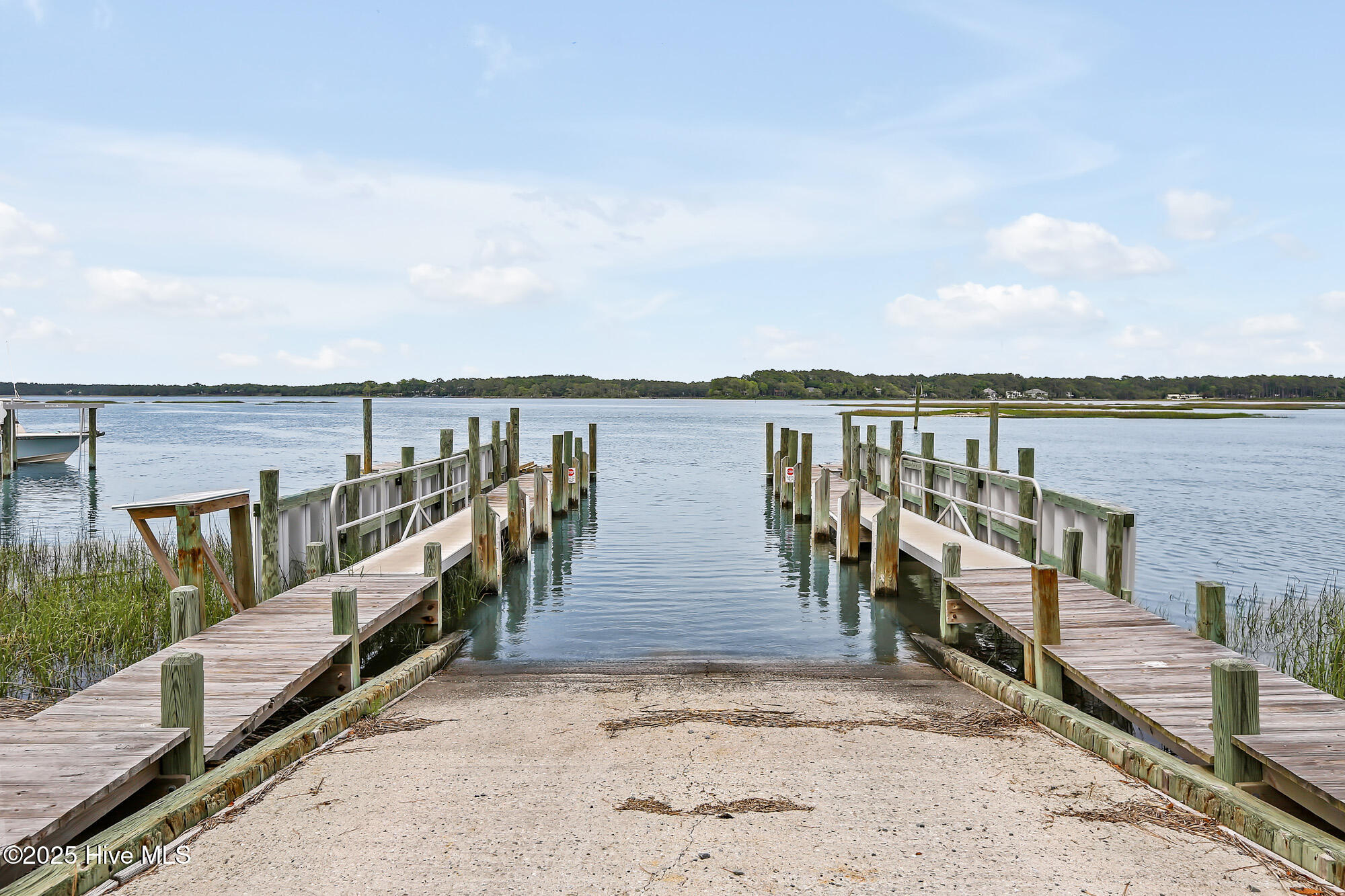 502 Genoes Point Road Property Photo 45