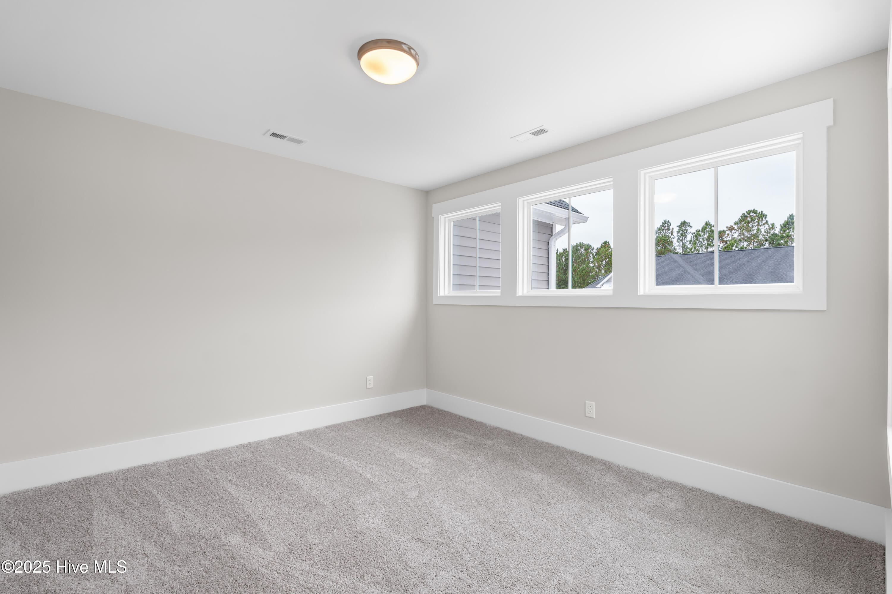 7434 Springwater Drive Property Photo 10