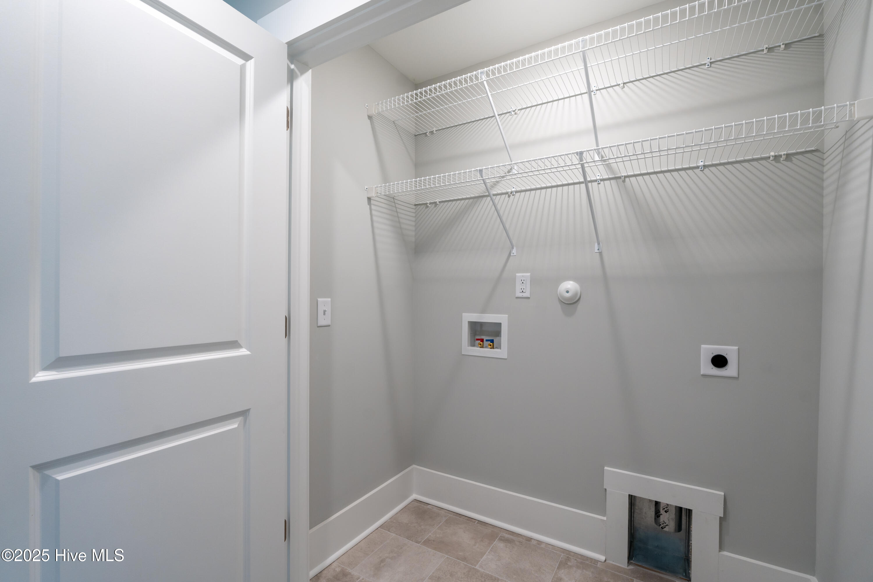 7434 Springwater Drive Property Photo 19