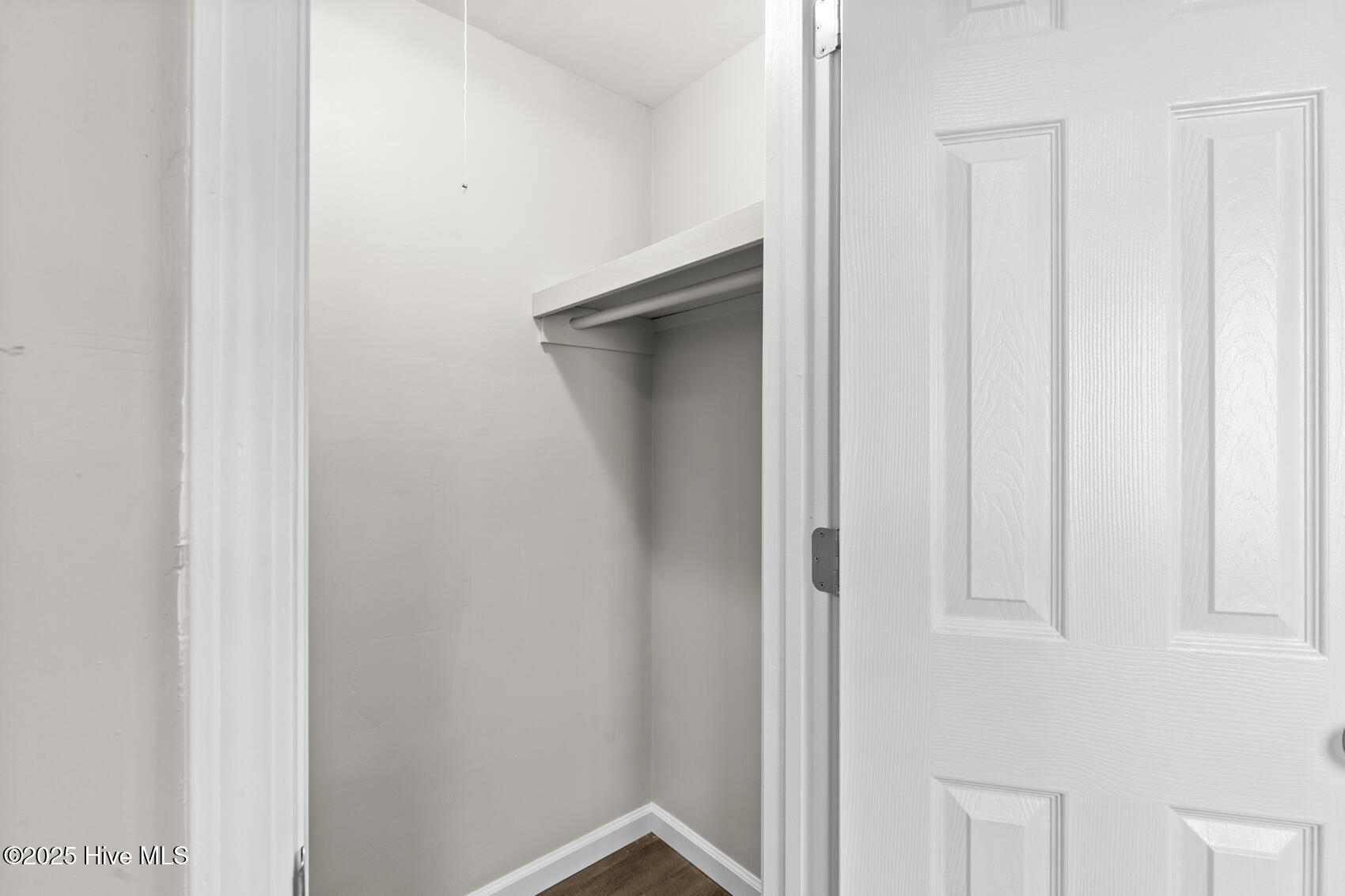 910 Devers Avenue Property Photo 16