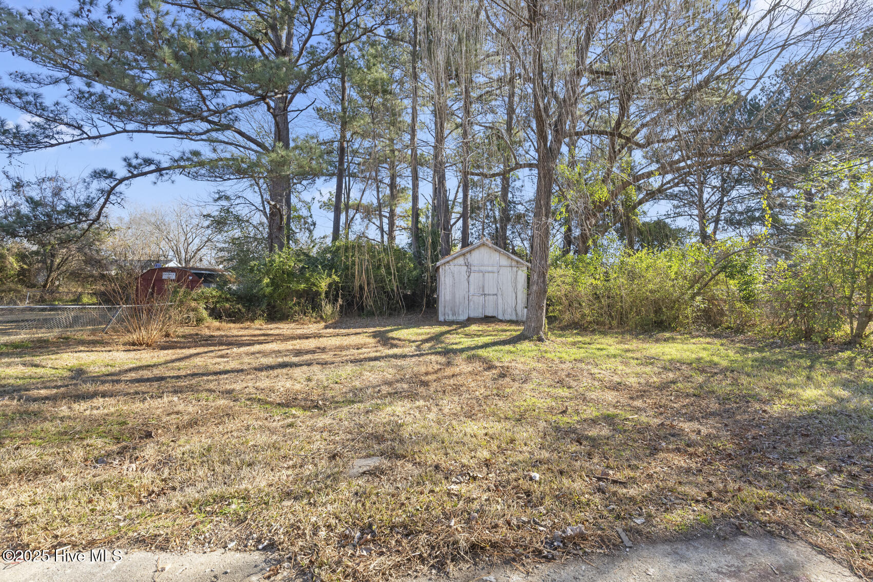 910 Devers Avenue Property Photo 22