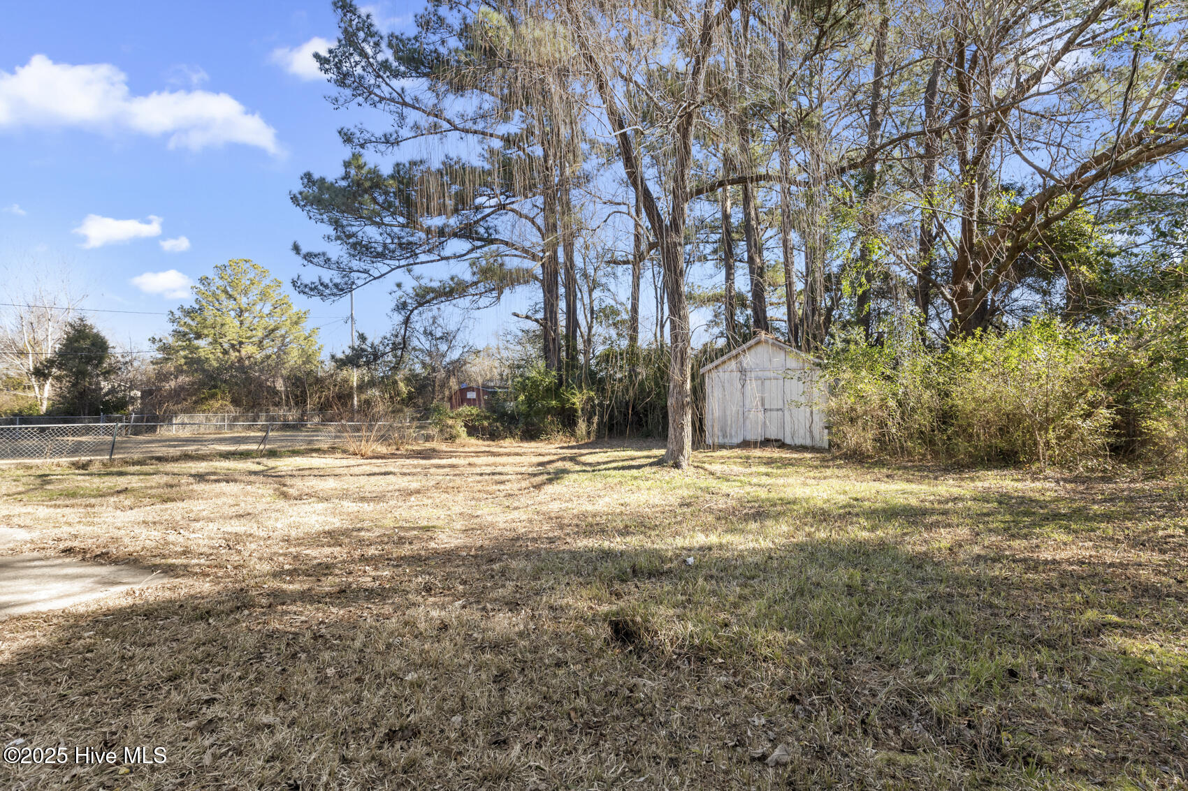 910 Devers Avenue Property Photo 23
