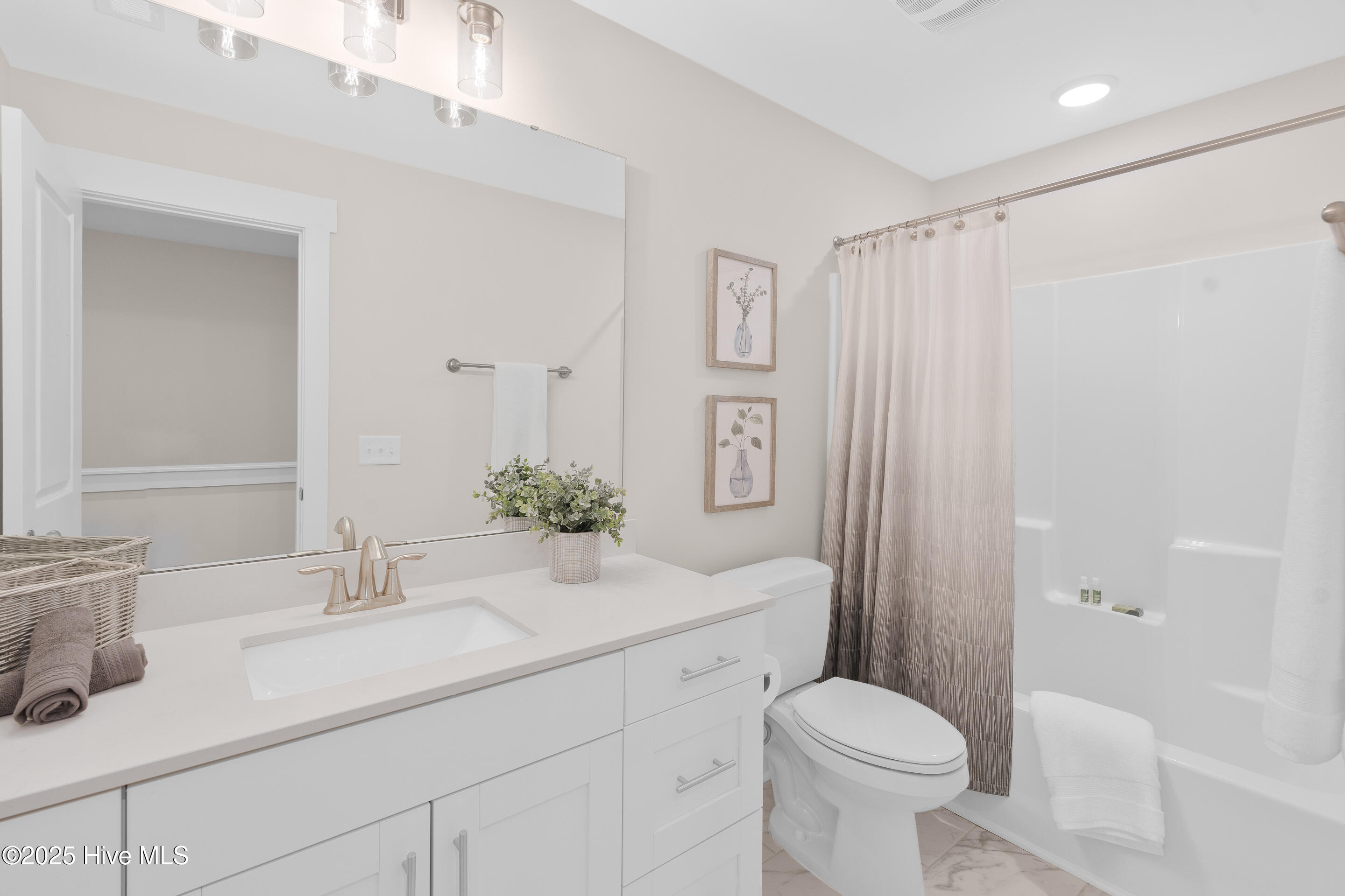 7436 Springwater Drive Property Photo 23