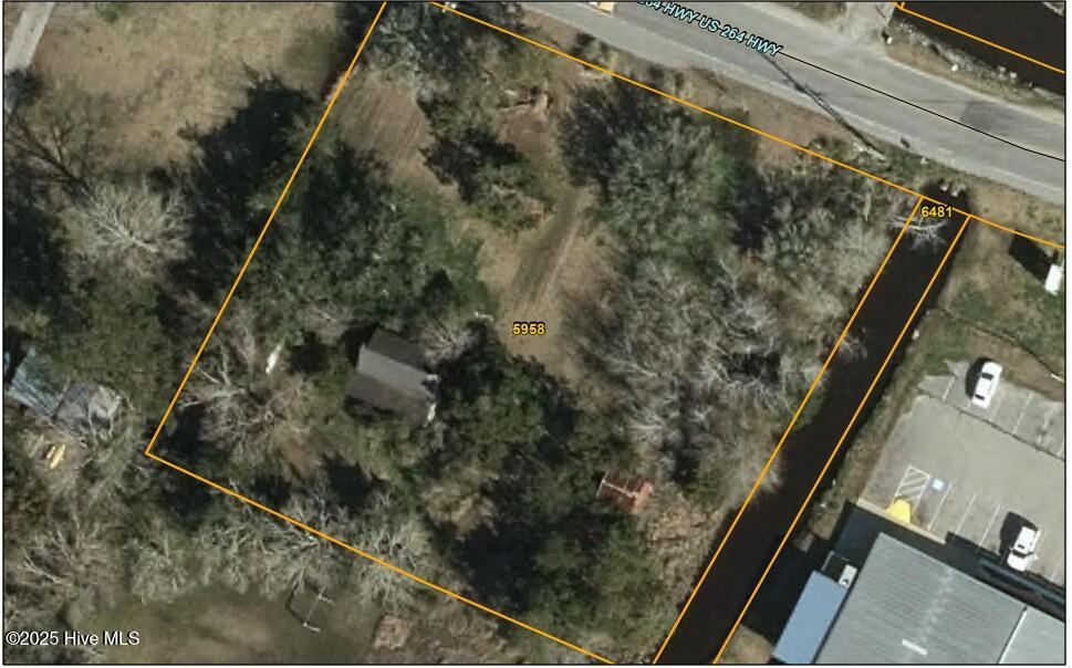 34862 Us Highway 264 Property Photo 1