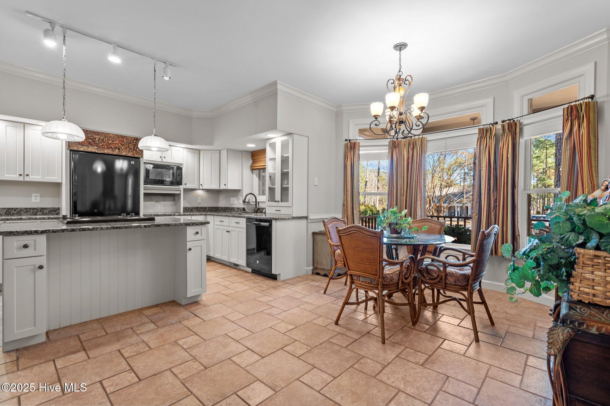 7 Brinyan Court Property Photo 37