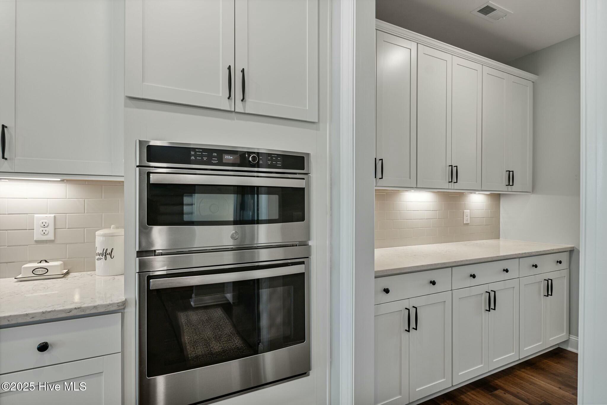 88 Capewood Court Property Photo 8