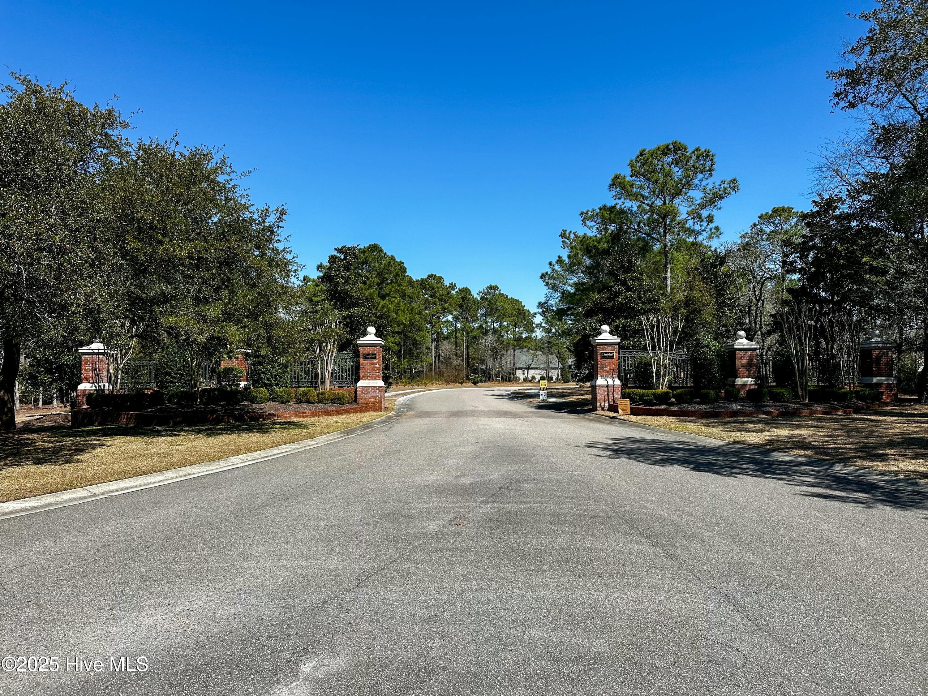 45 Crown Pointe Drive Property Photo 10