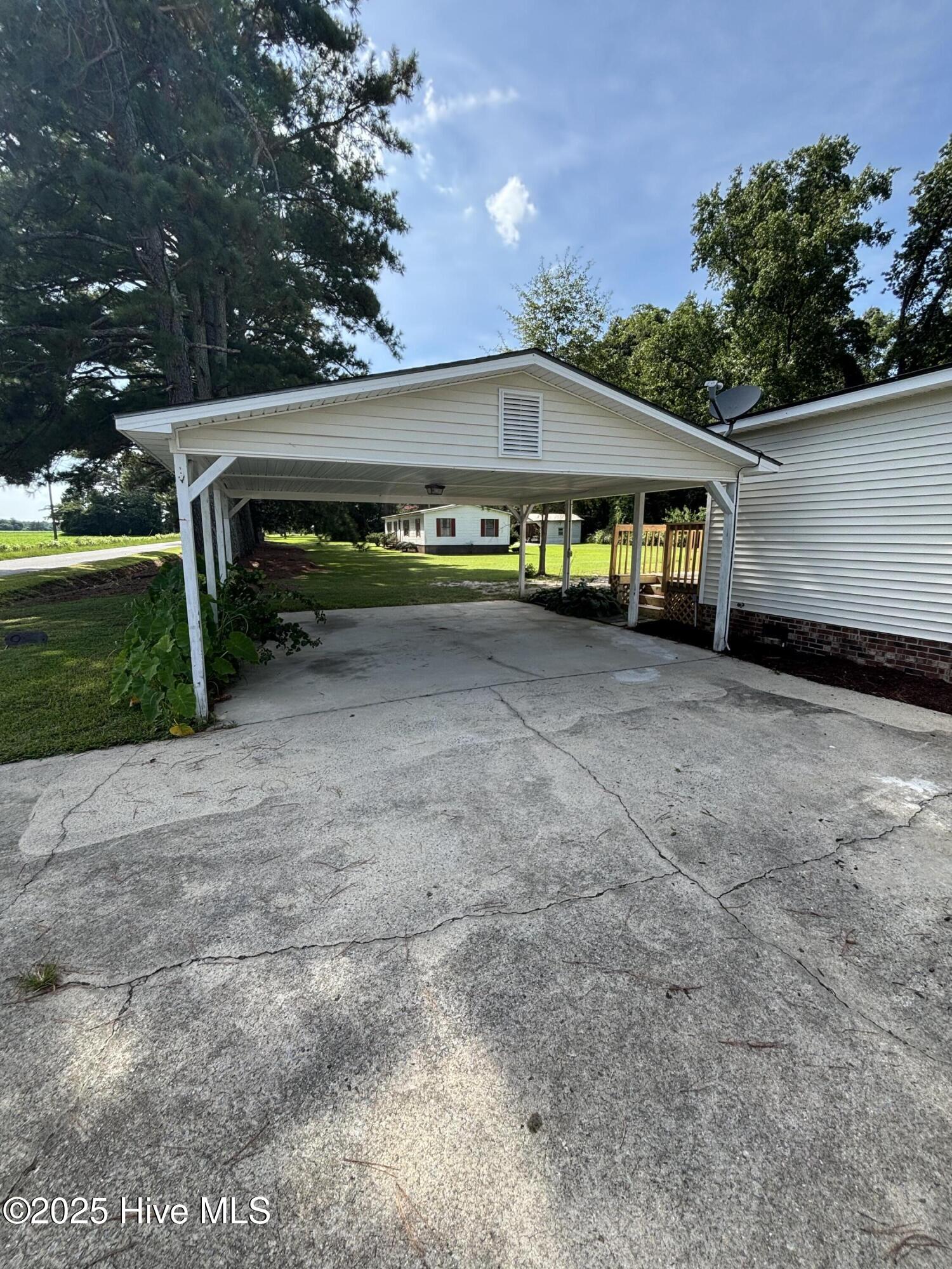3895 Taylor Road Property Photo 2