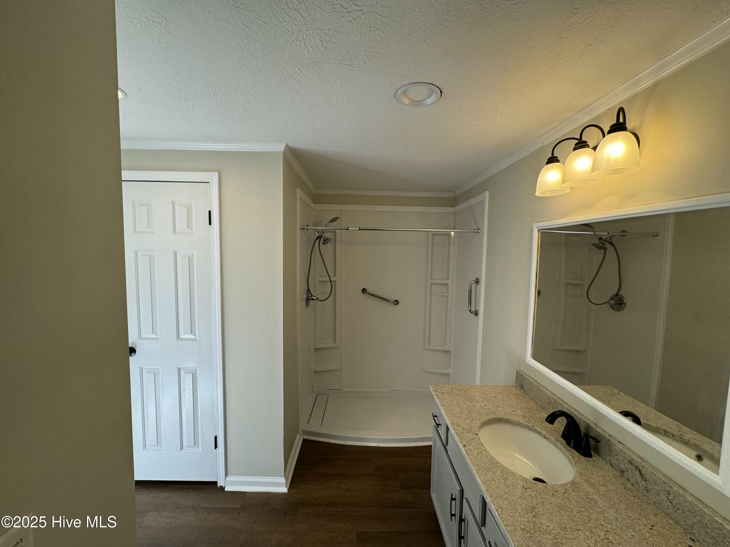 3895 Taylor Road Property Photo 14