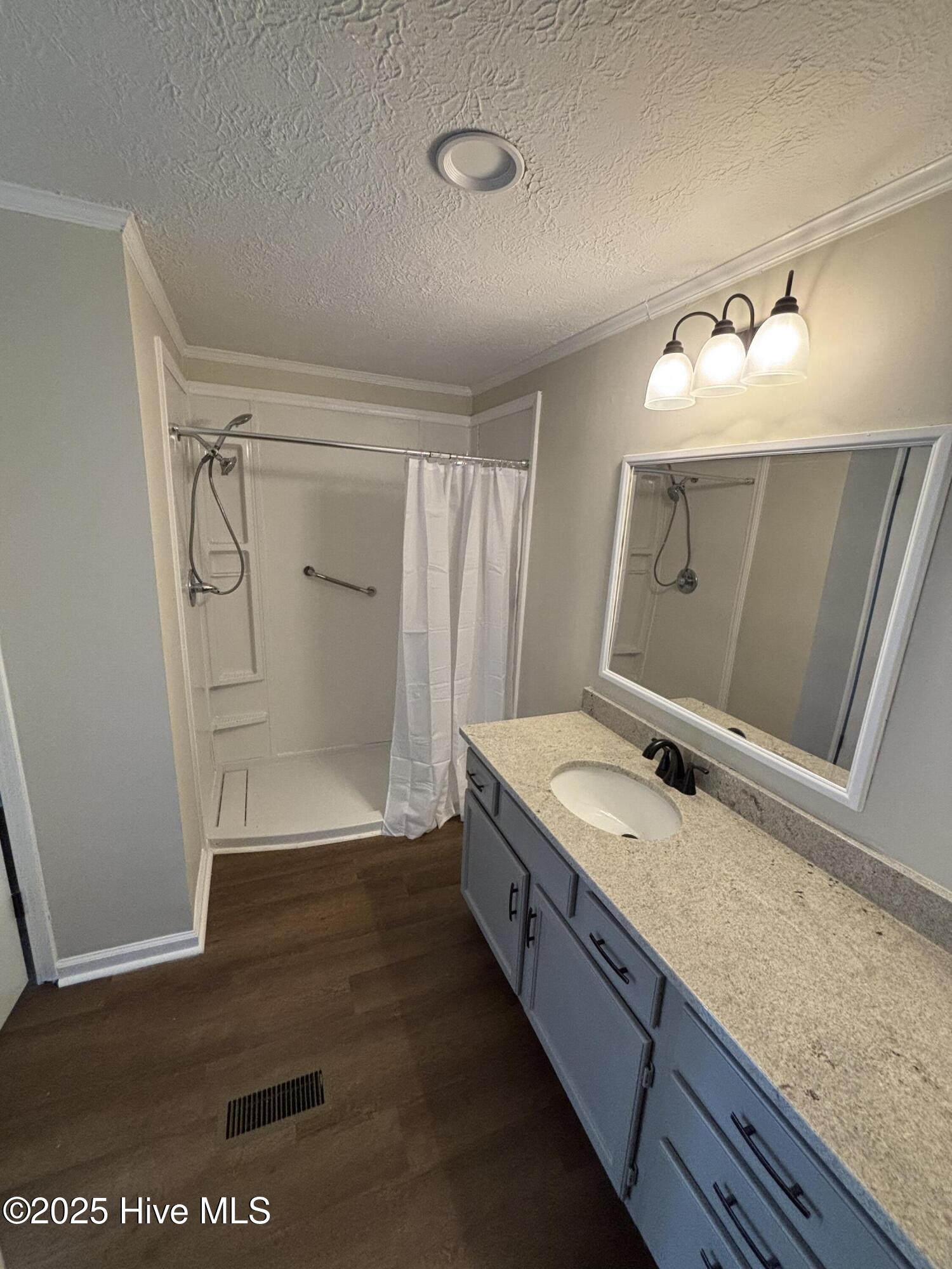 3895 Taylor Road Property Photo 14