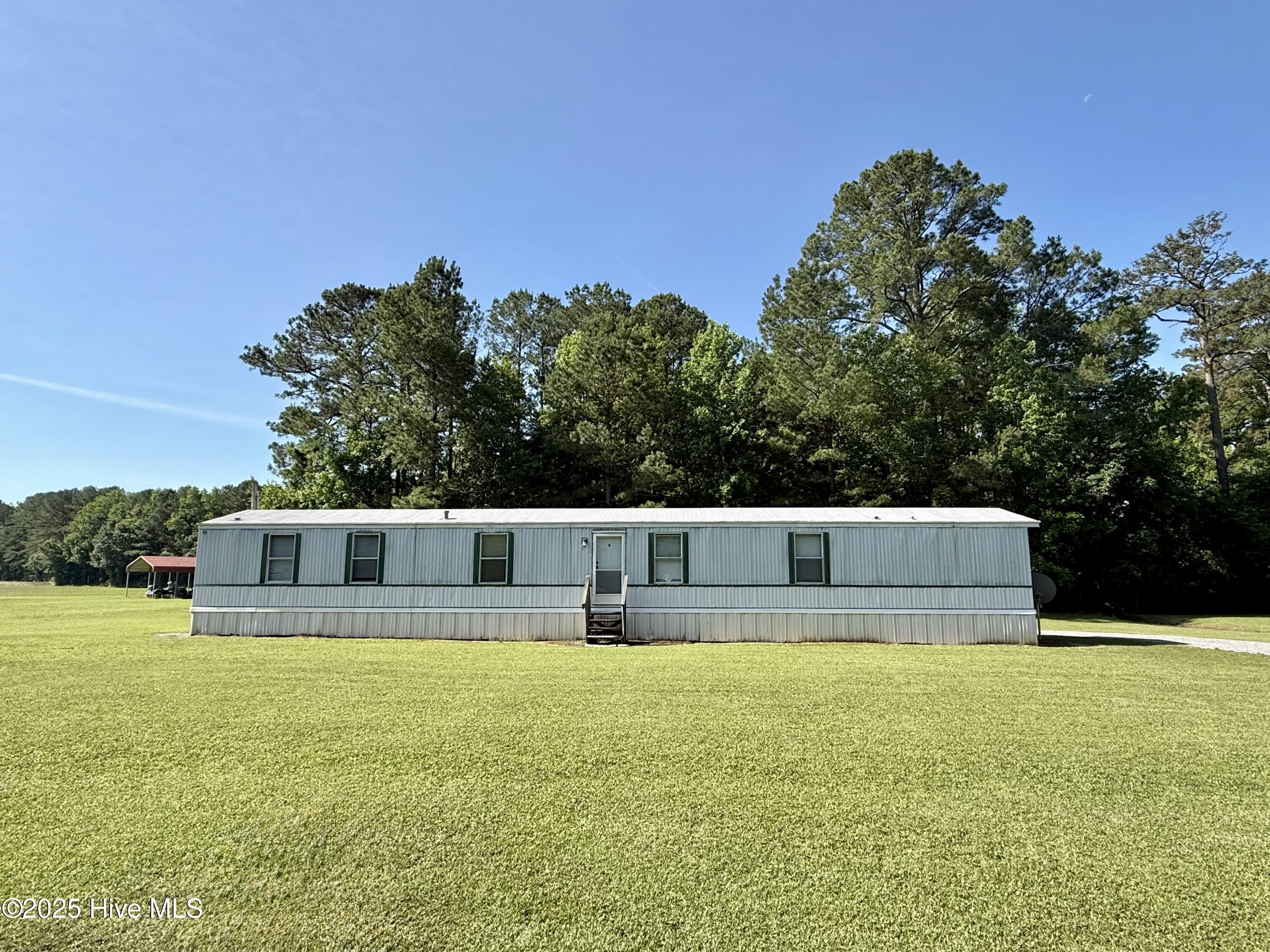 1098 Dewey Hardison Road Property Photo 1