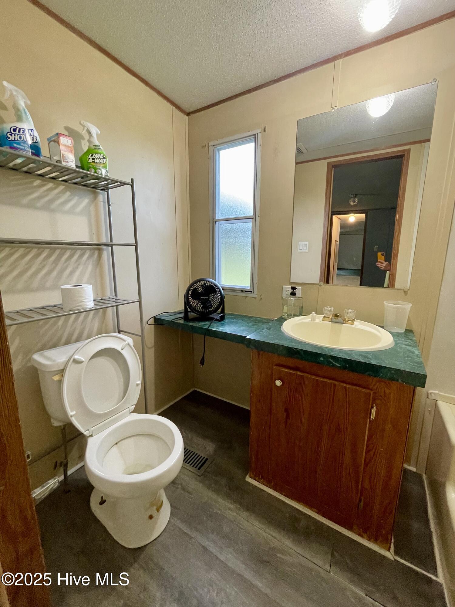 1098 Dewey Hardison Road Property Photo 25