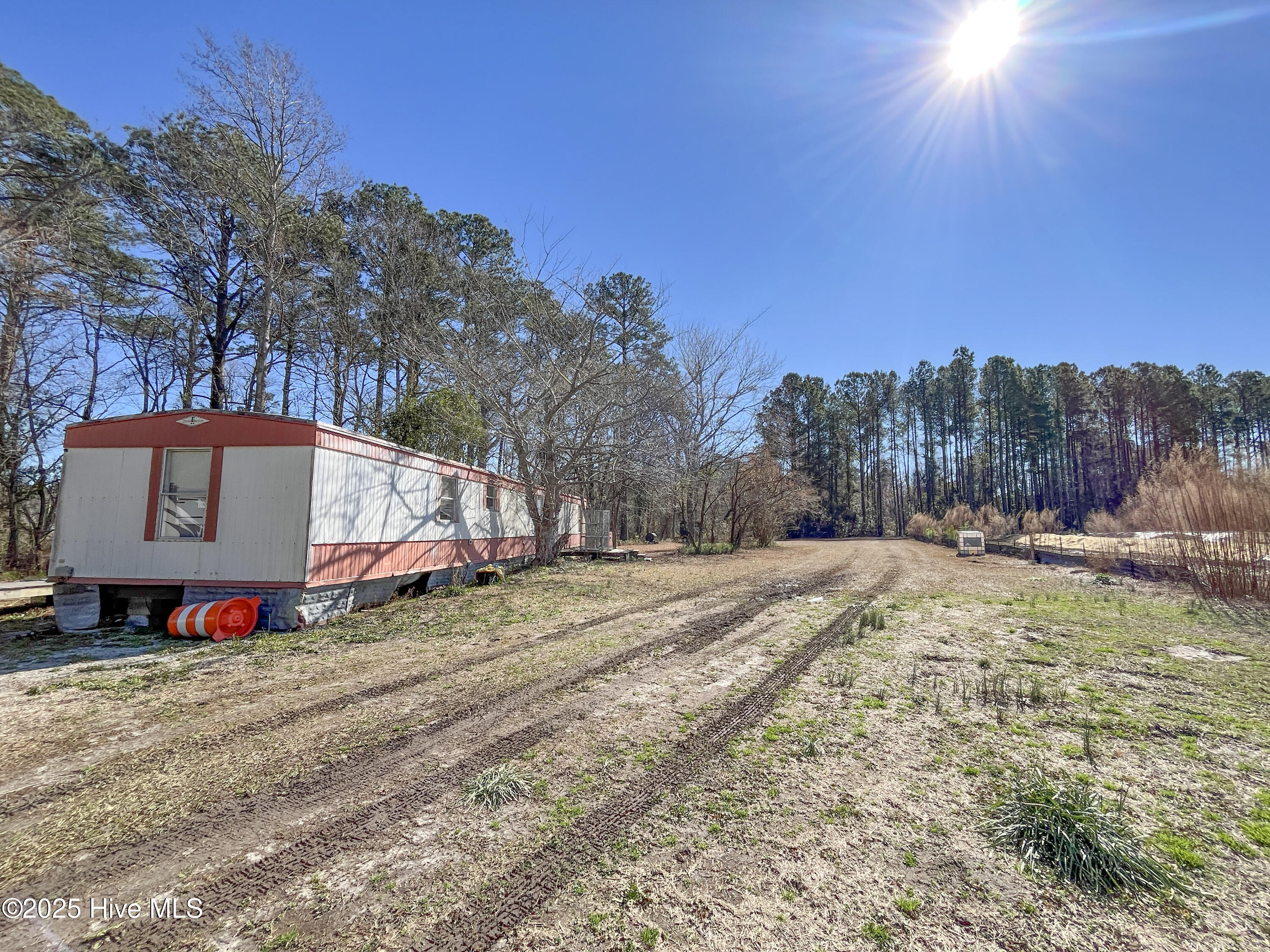 400 Gray Road Property Photo 11