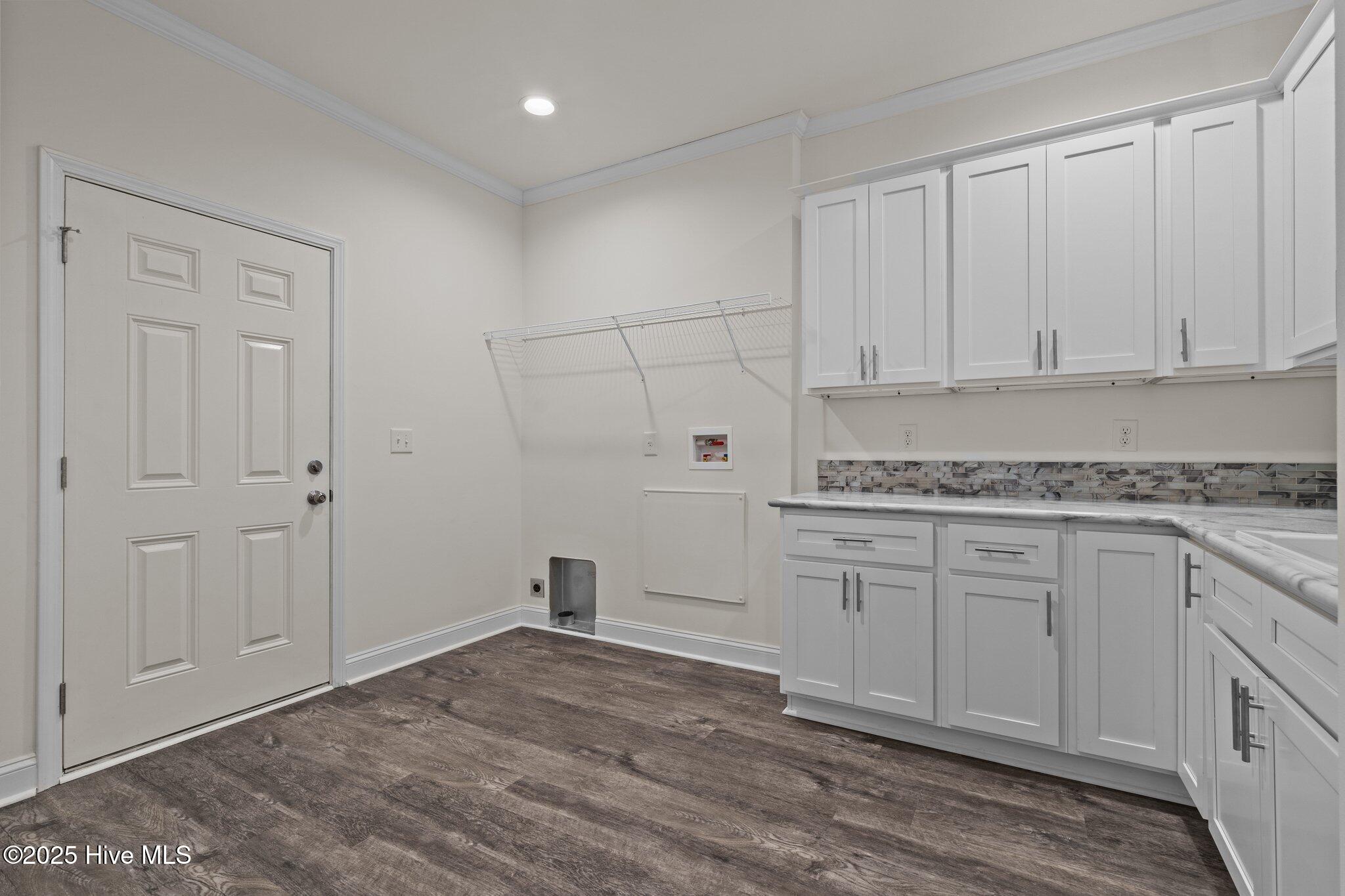 100 Holmes Lane Property Photo 19