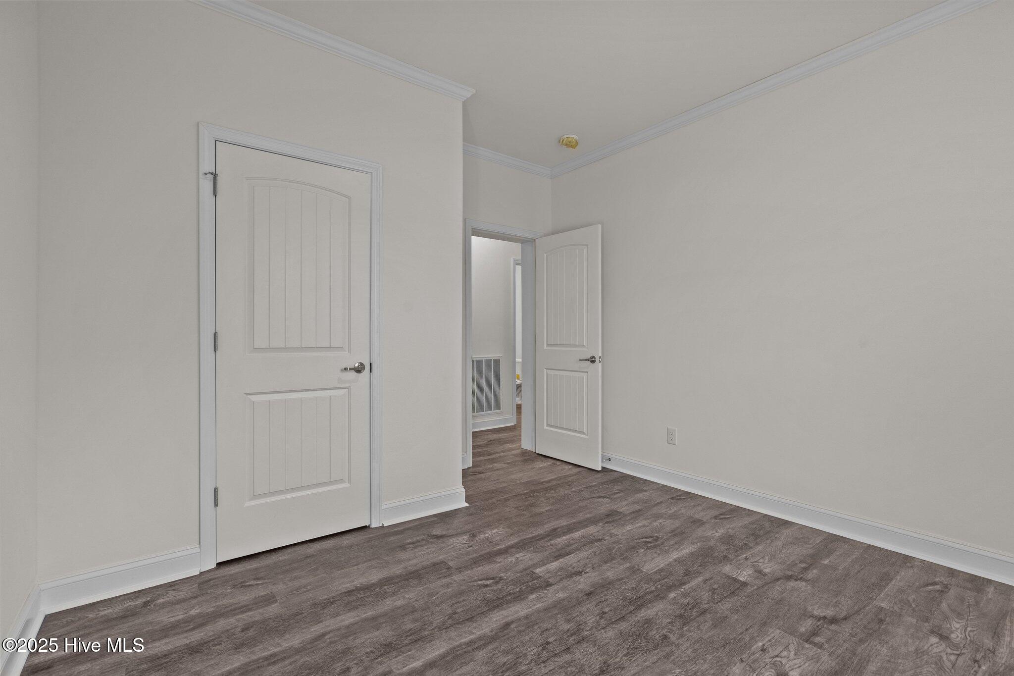 100 Holmes Lane Property Photo 21