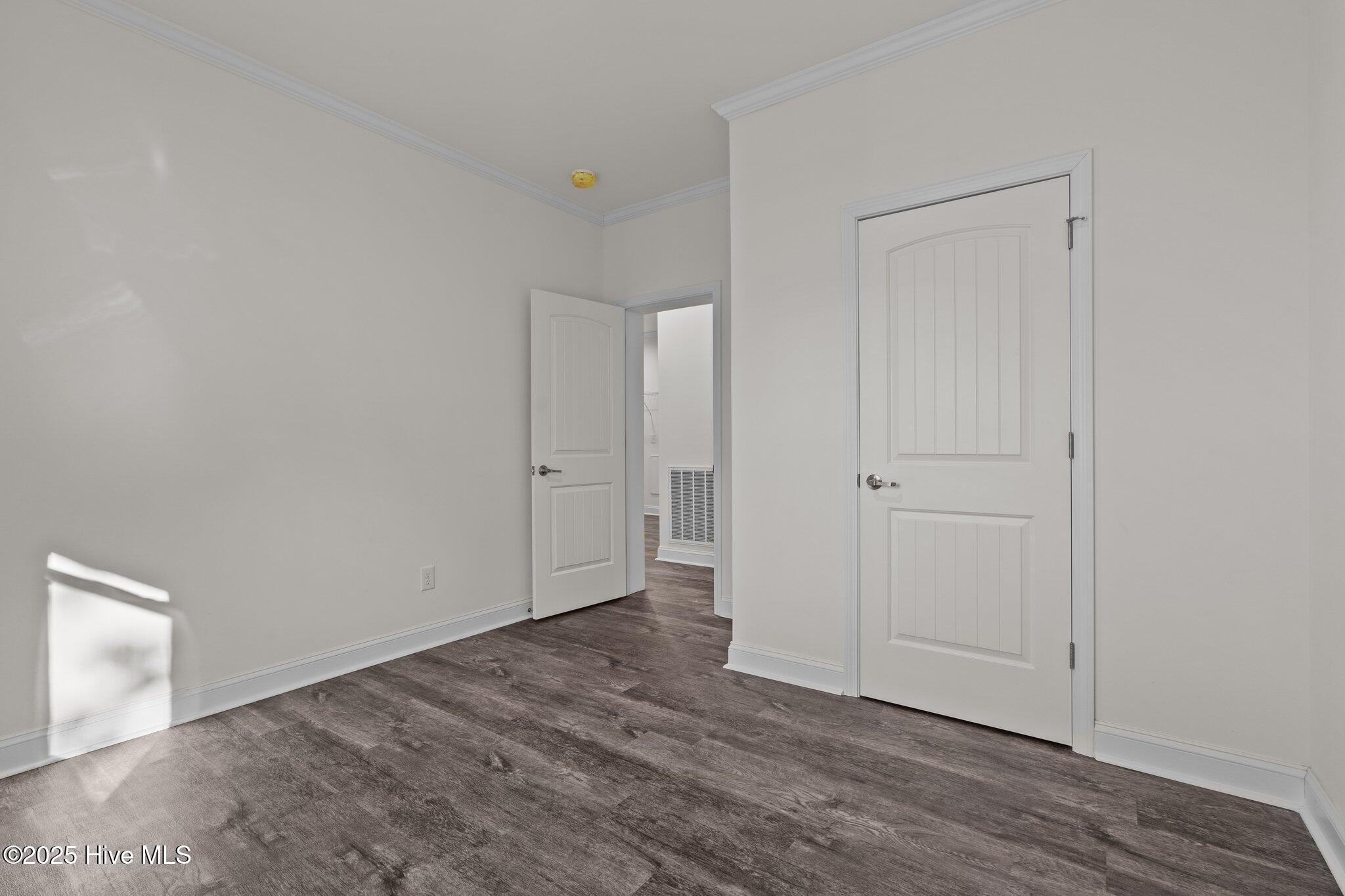 100 Holmes Lane Property Photo 24