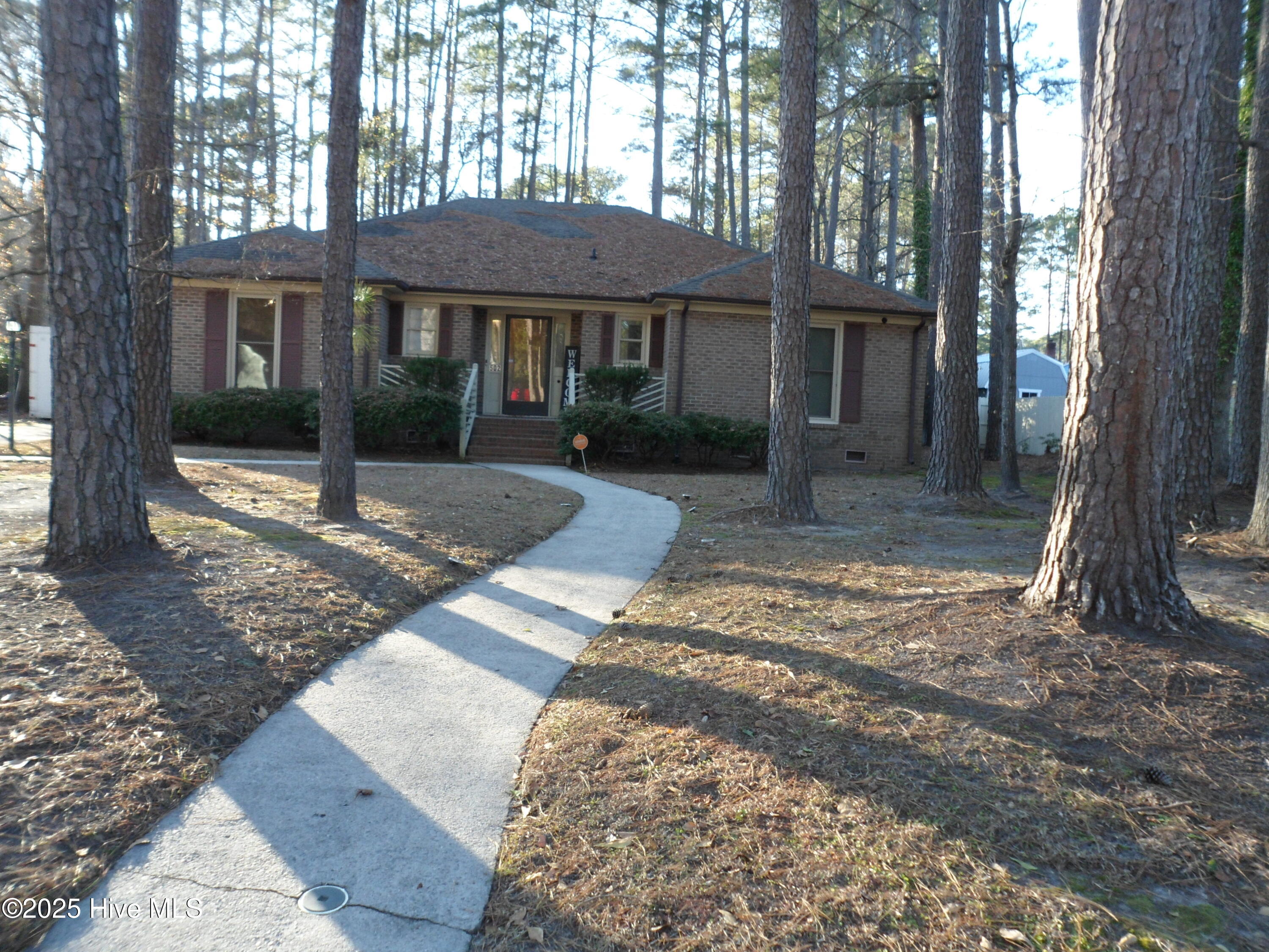 502 Crestline Boulevard Property Photo 1
