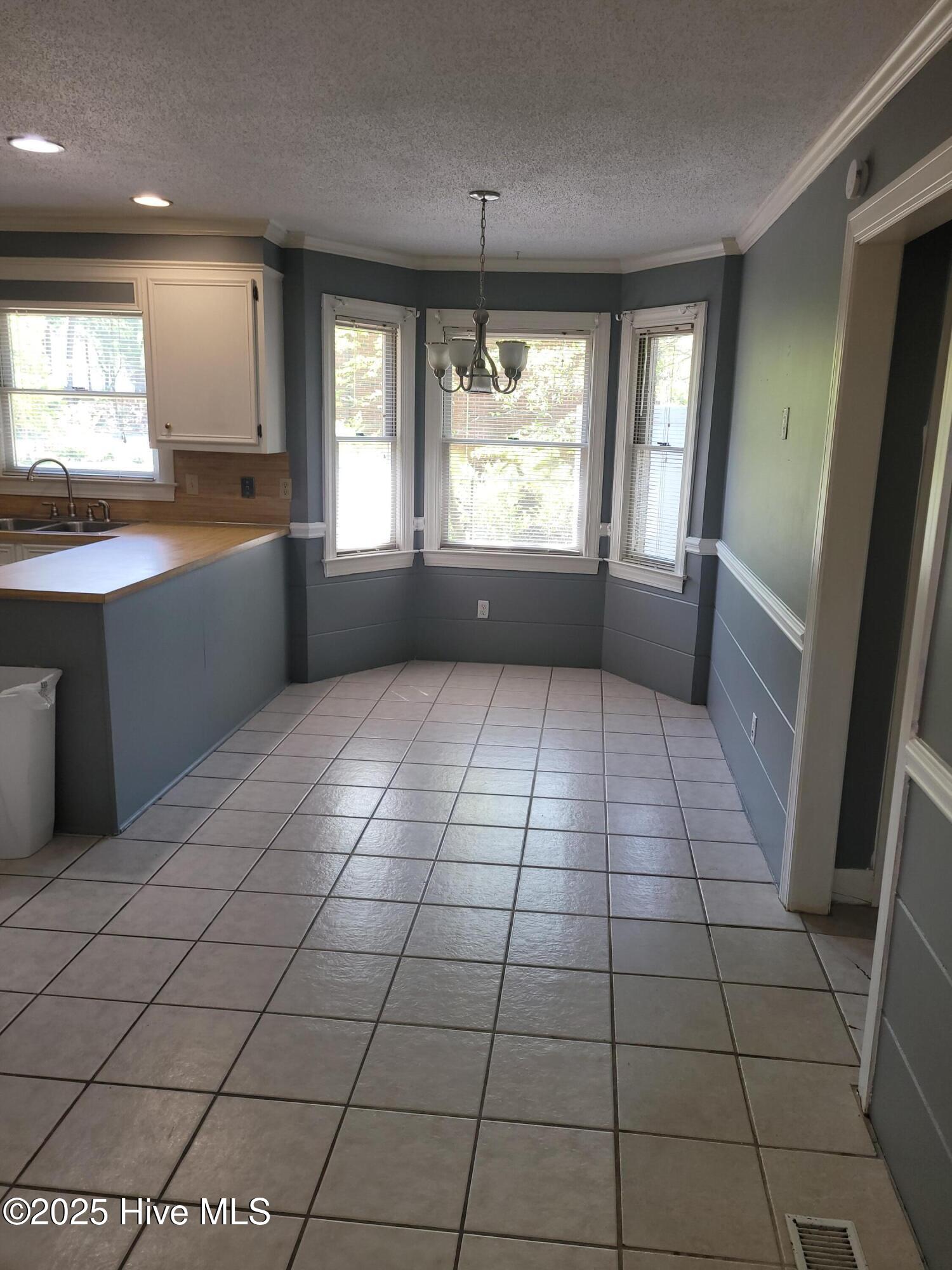 502 Crestline Boulevard Property Photo 12