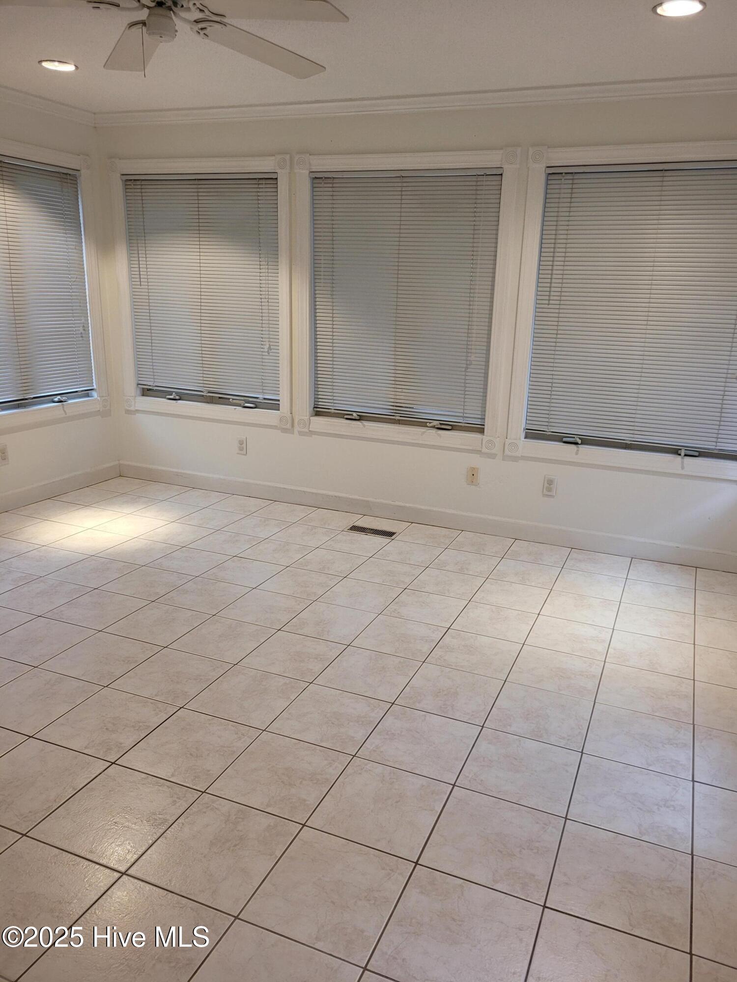 502 Crestline Boulevard Property Photo 15