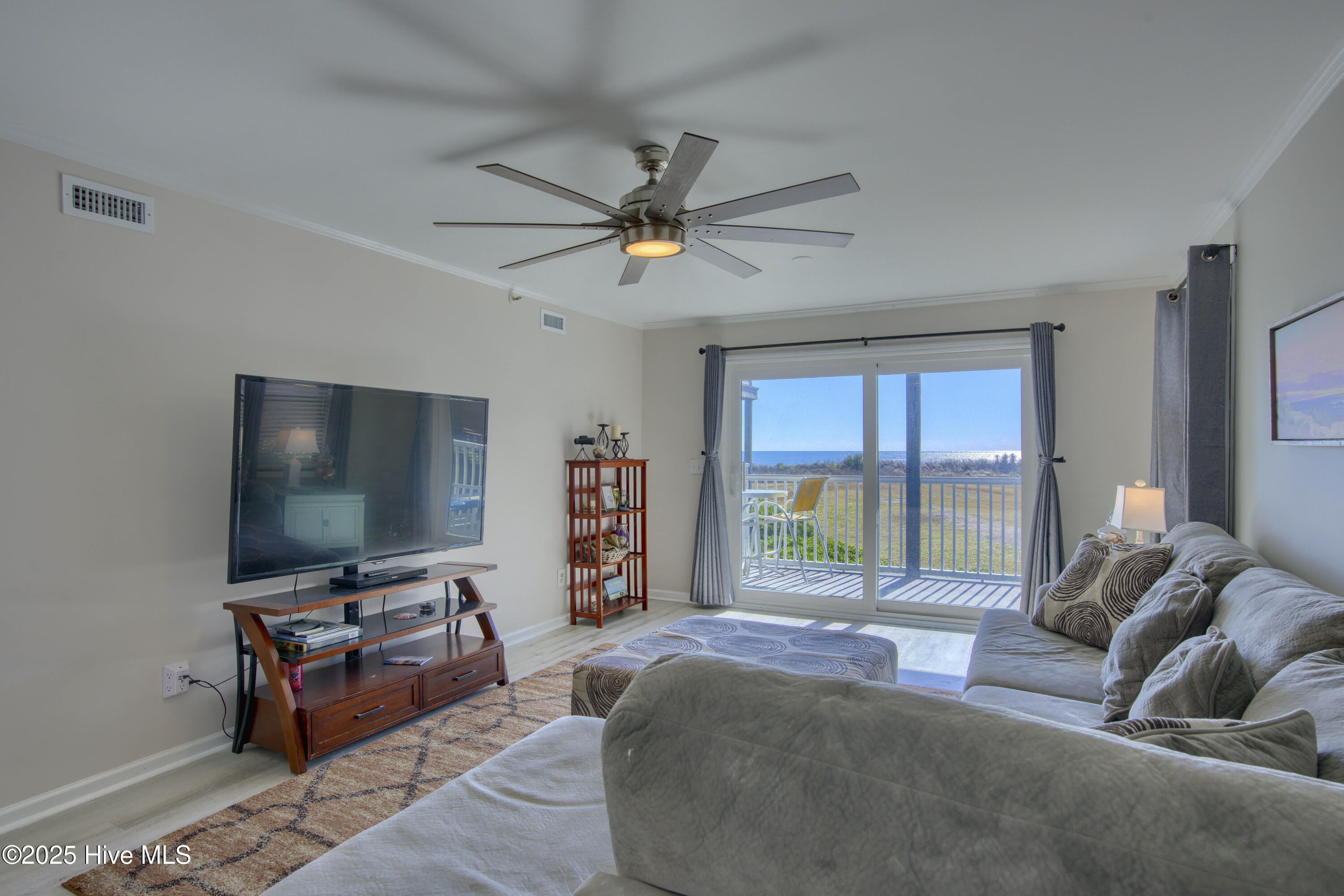 1896 New River Inlet Road Unit 1102 Property Photo 7