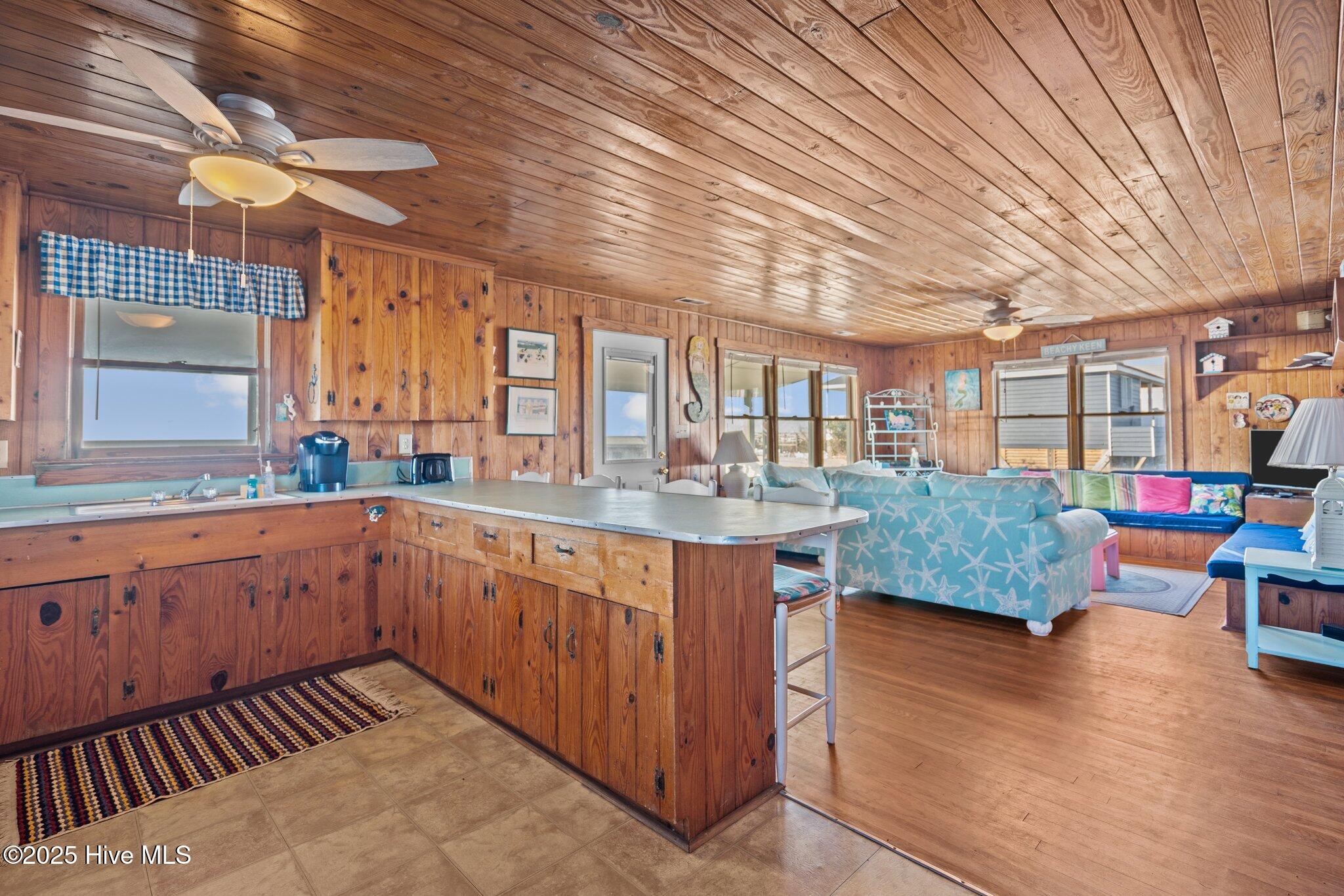 1049 Ocean Boulevard Property Photo 13