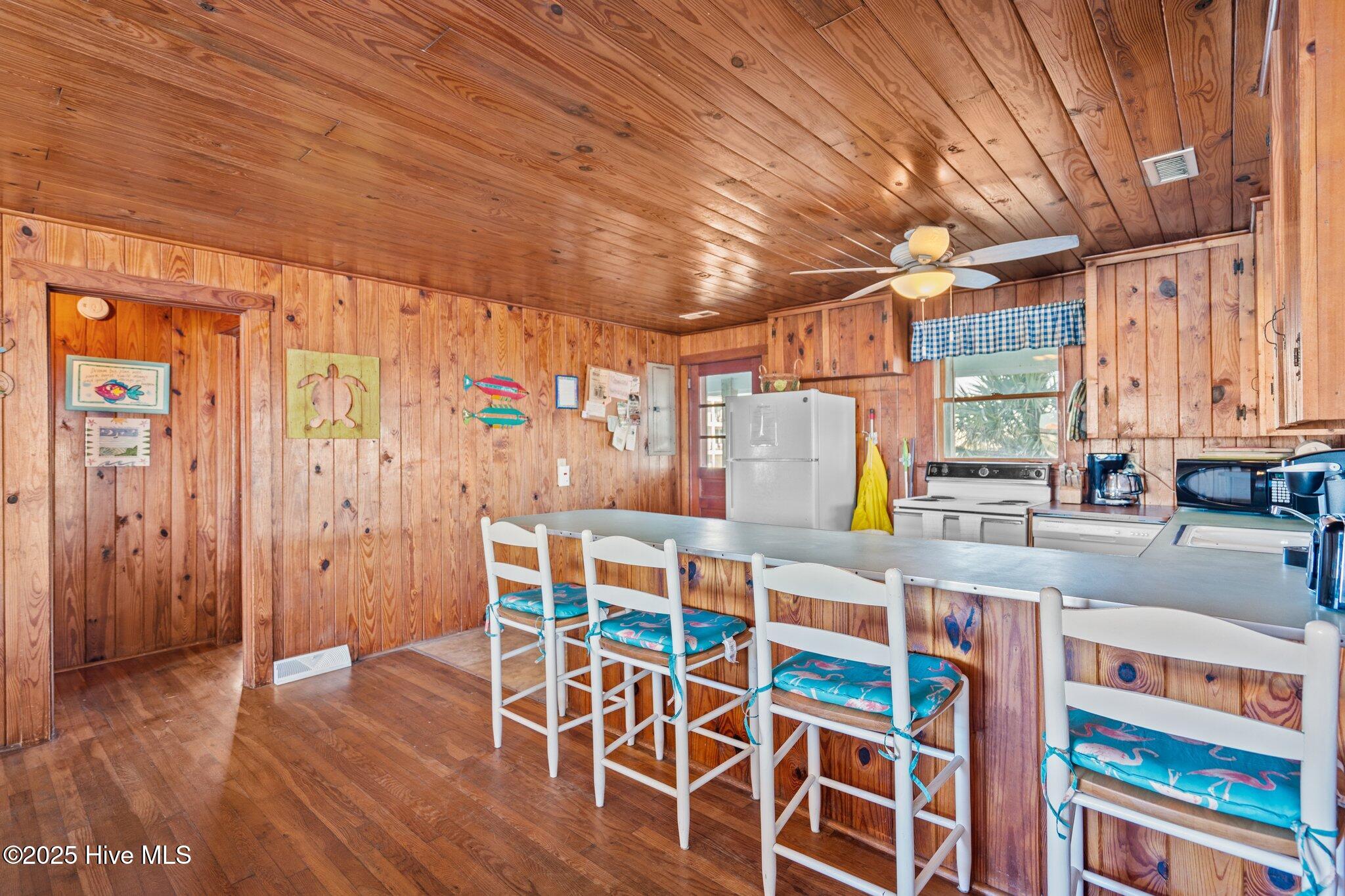 1049 Ocean Boulevard Property Photo 18